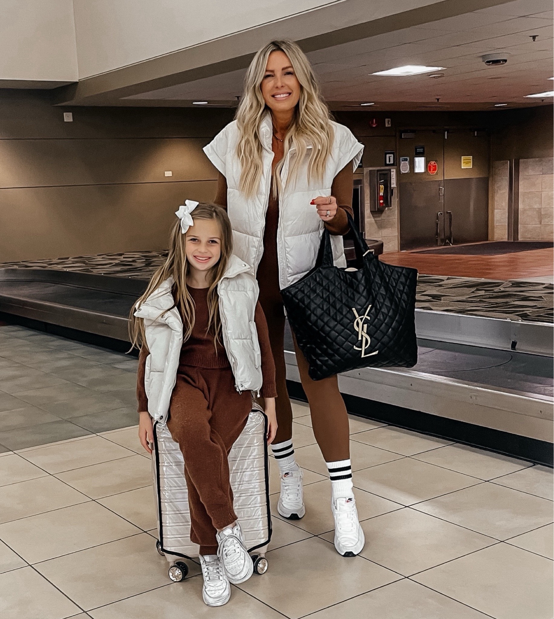 Thanksgiving outfit. Travel outfit. Lululemon sale. Gift guide for her.Fits TTS, wear 8. Leggings.
Fall family photos outfits. Holiday pajamas. Christmas pajamas. Christmas pjs. Gift guide for kids. Gift guide for her. Gift guide for the family.


LP below to receive a DM with the link to shop this post on my LTK ⬇ https://liketk.it/4VSQk #ltkcyberweek #ltkgiftguide #ltkholiday

#LTKCyberWeek #LTKHoliday #LTKGiftGuide