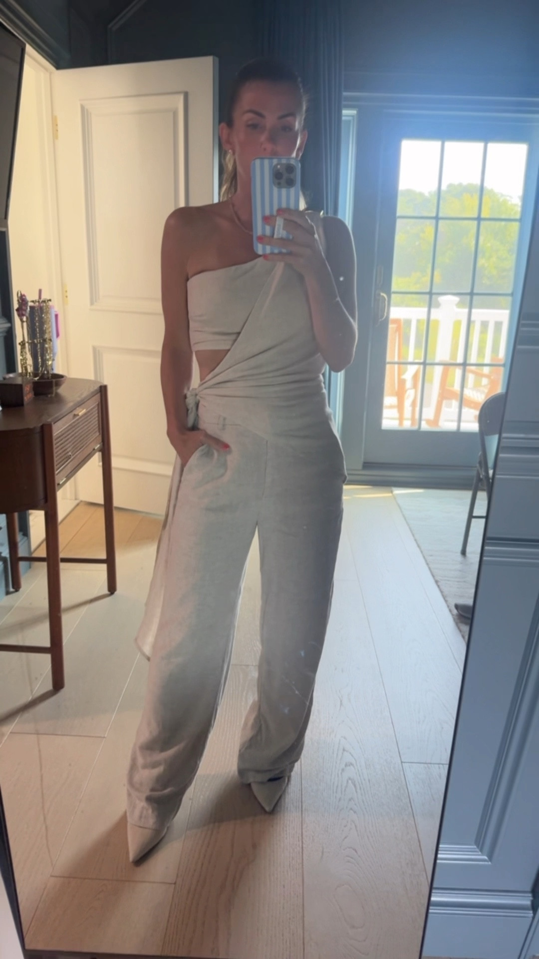 Linen set - this wrap top is sooooo flattering! #jluxlabel

#LTKPetite