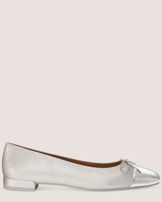 SLEEK BOW FLAT | Stuart Weitzman (US)