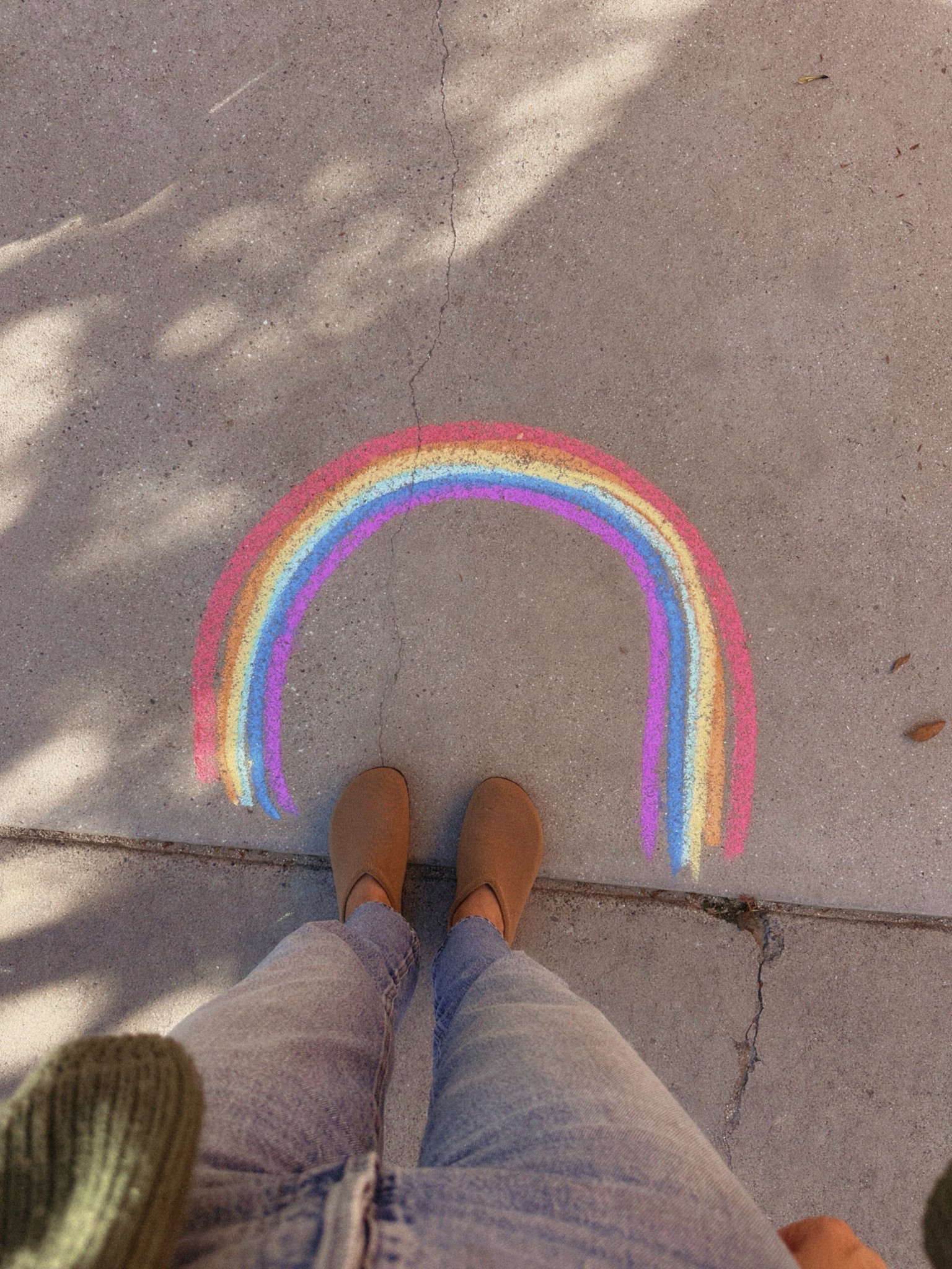 🌈 the cozies clogs 

#LTKdayinmylife #LTKootd #LTKgrwm