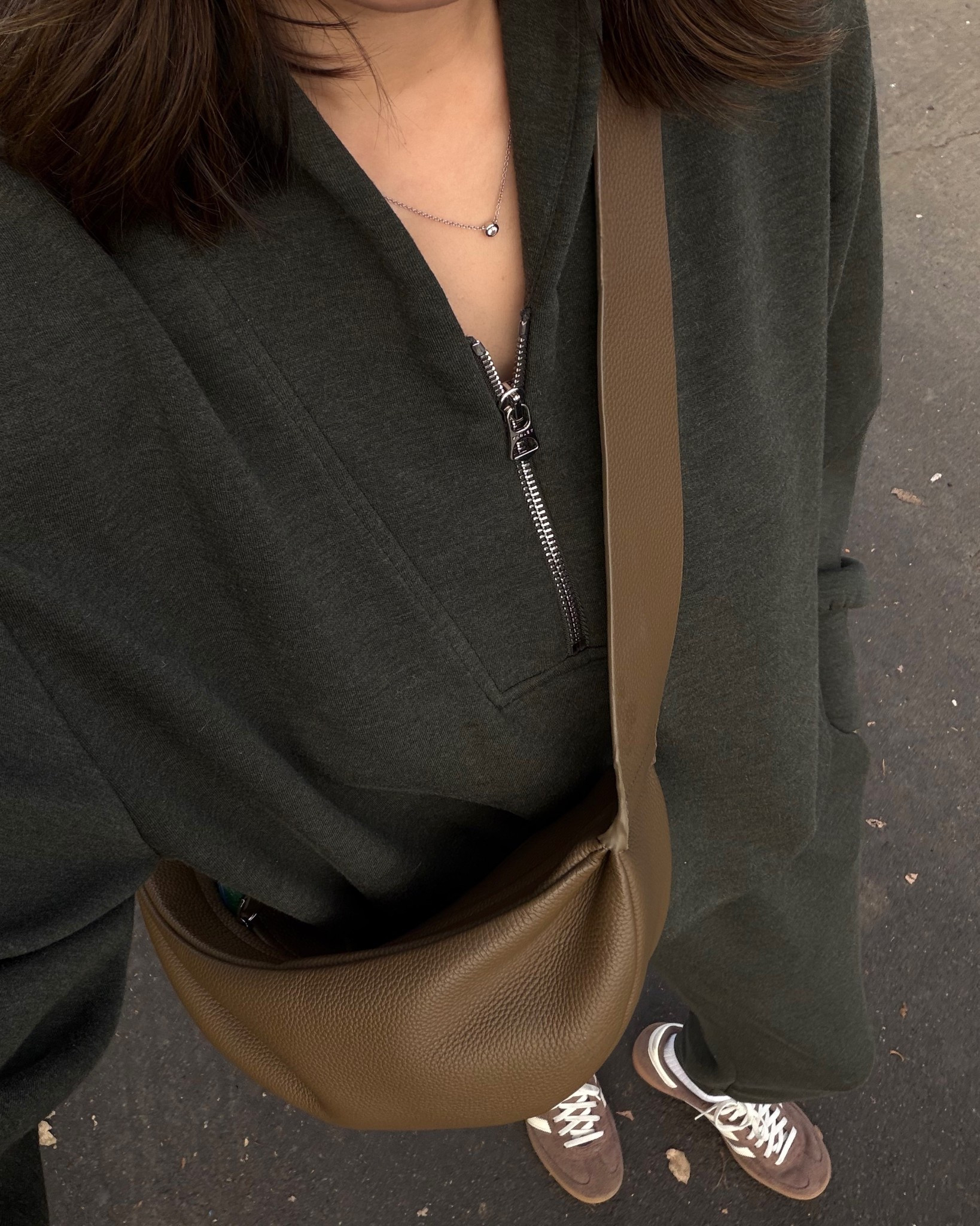 Casual weekend outfit - comfy mom outfit 

Varley set - small top, xs bottoms 

#LTKootd #LTKgrwm #LTKmomlife