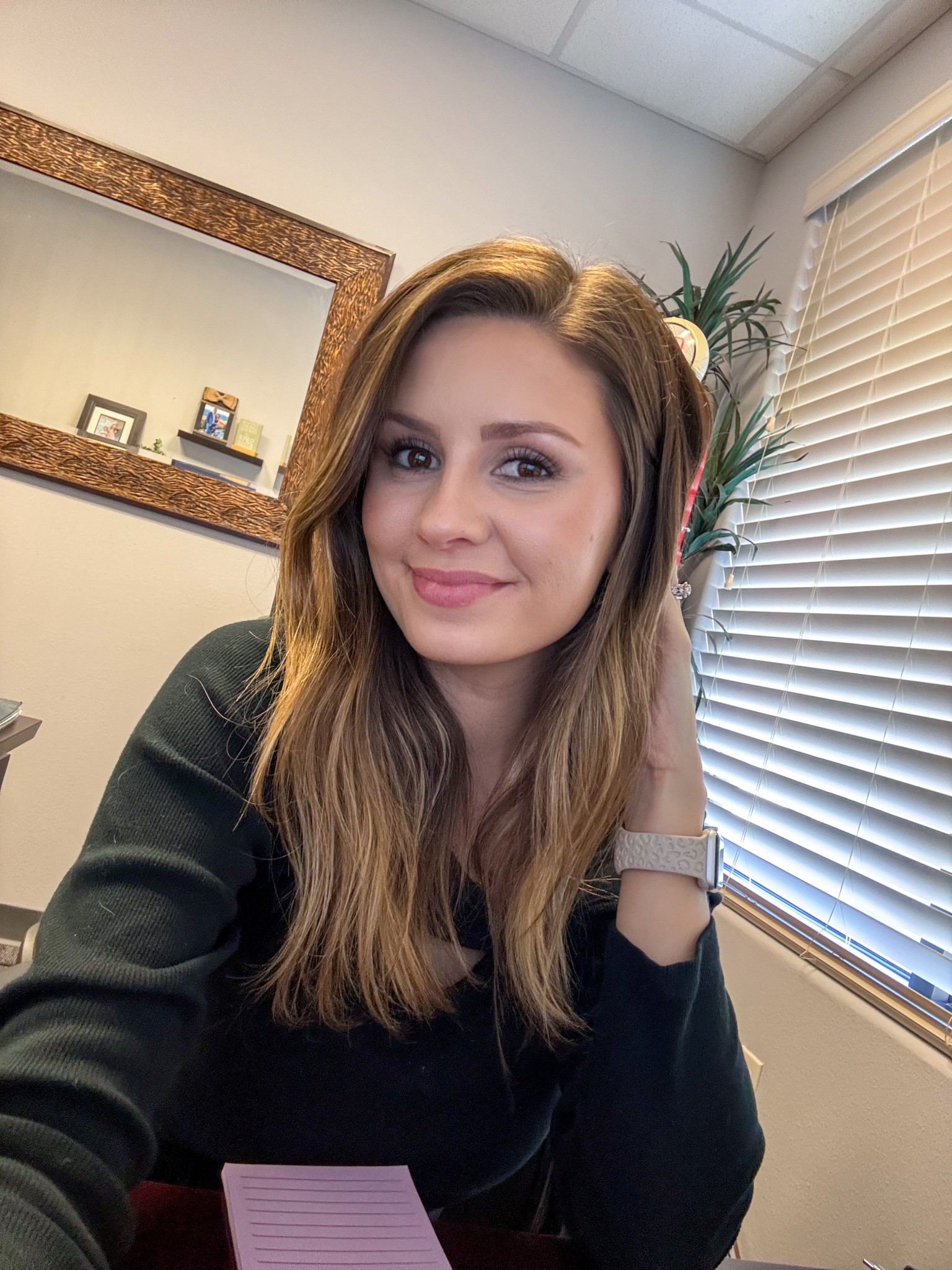 I can never air dry my hair cause it’s not straight & it’s not curly.. but this air dry cream actually gives me a really nice natural wave and I love it!!!

#LTKStyleTip #LTKFindsUnder50 #LTKBeauty