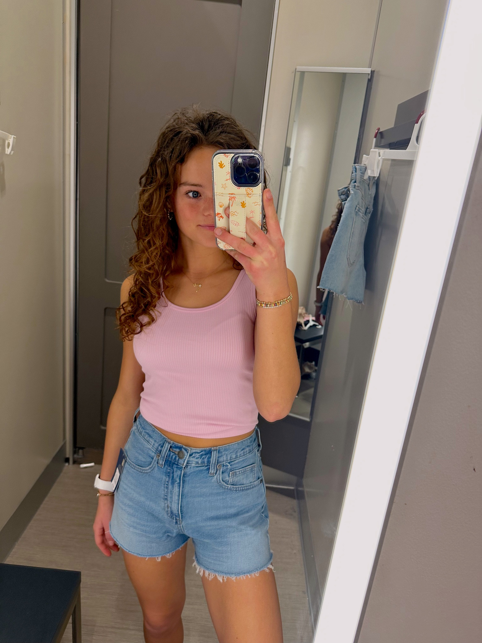 comfy top and jean shorts for cheap! 

#LTKfindsunder50 #LTKstyletip #LTKtravel