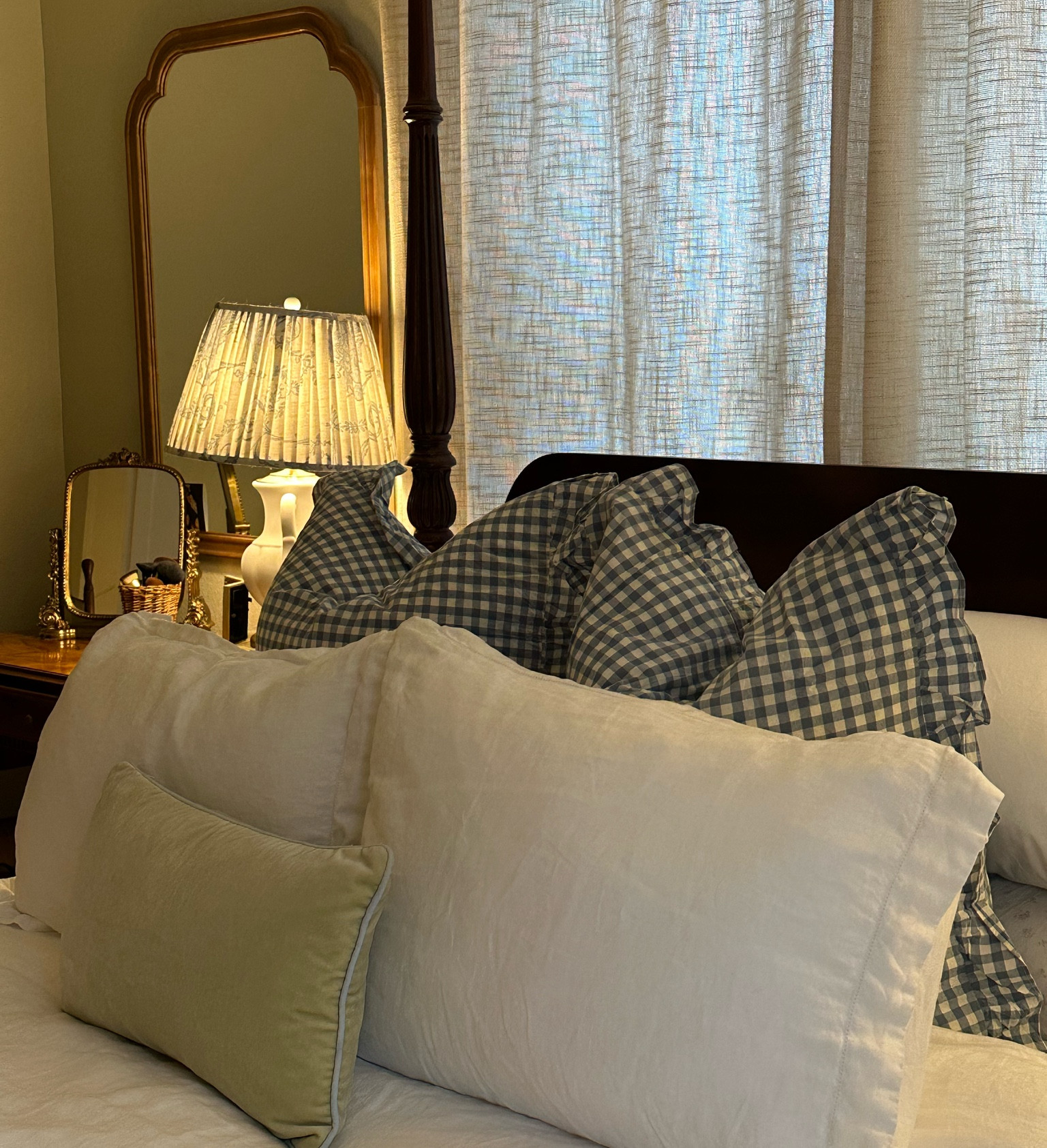 Refreshed my bedroom with new pillows for the new year ☁️☁️

#LTKstyletip #LTKhome