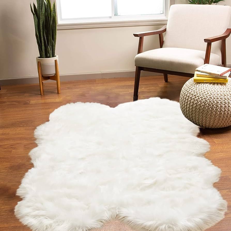 Latepis Sheepskin Rug 4X6 Area Rug White Faux Fur Rug for Bedroom Bedside Rug Fluffy Rugs for Liv... | Amazon (US)