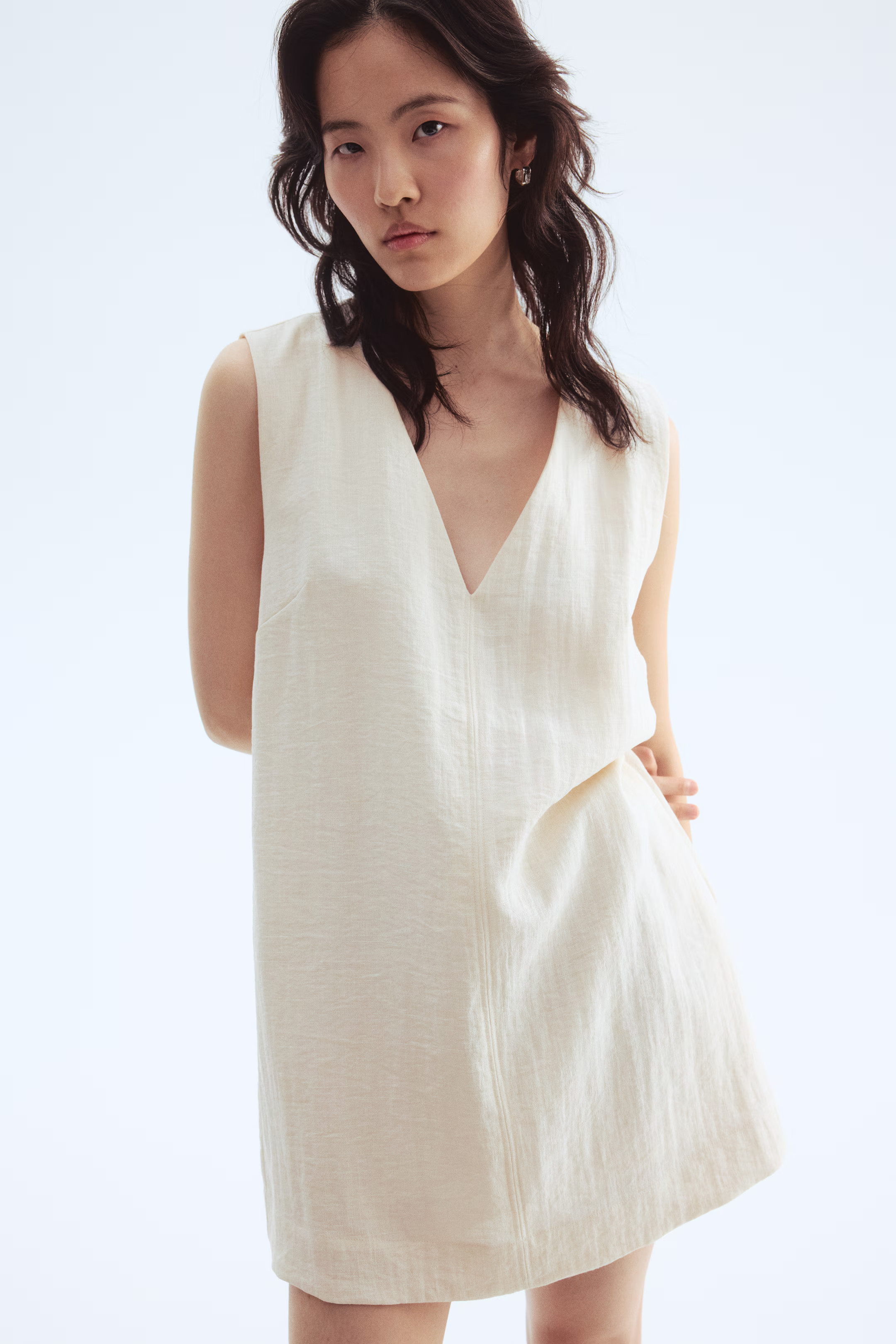 V-Neck Shift Dress | H&M (US + CA)