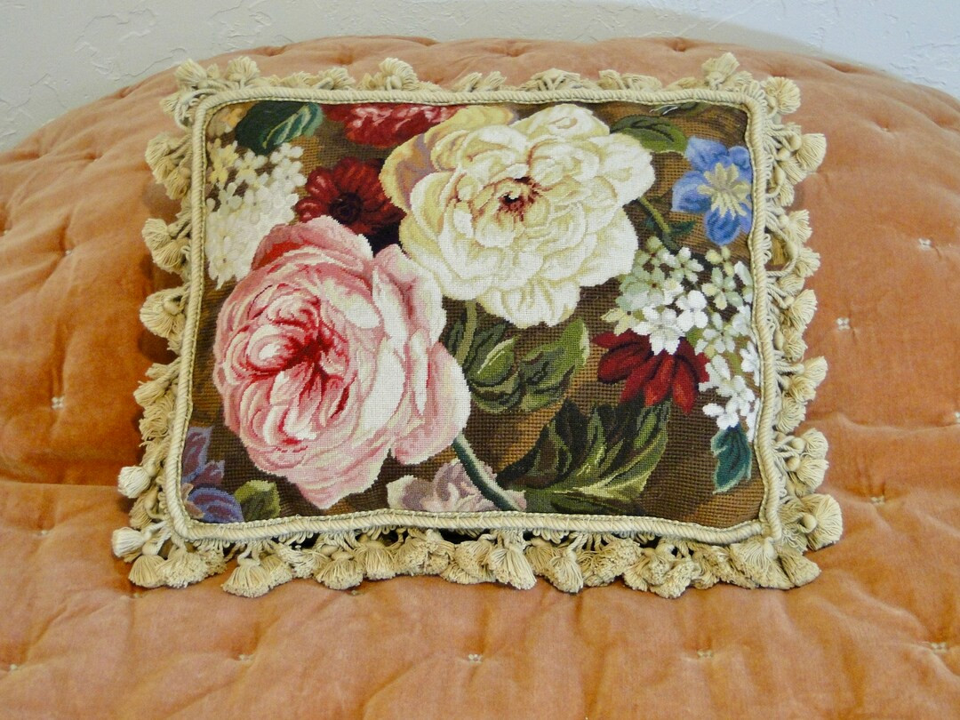 Vintage Needelpoint Throw Pillow Cabbage Roses - Etsy | Etsy (US)