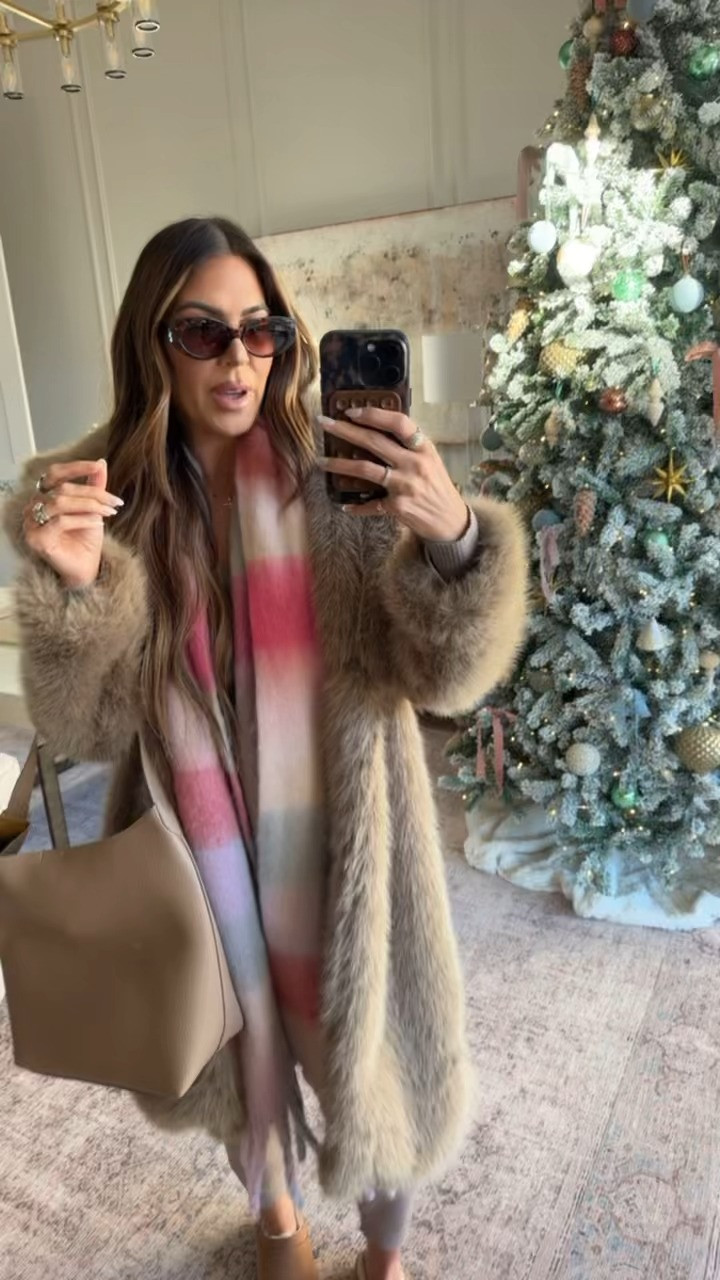 the perfect travel outfit for winter! use code joy50 for 50% off one item or Hollie35 35% off Sitewide at vici!  

 

#LTKHoliday #LTKootd #LTKSaleAlert