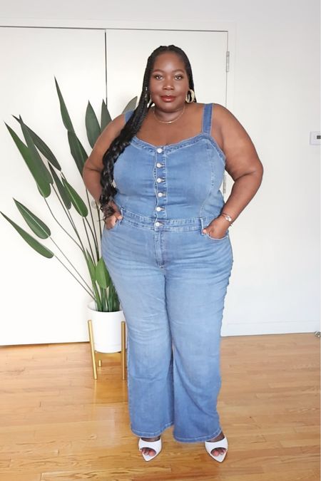 Get into this denim plus size jumpsuit from the Jessica Simpson collection @walmart #walmartpartner

The collection features a slew of spring & summer dresses, tops, and bottoms for curvy and plus size women up to a size 26W & 4X . I’m obsessed with this jumpsuit. Checkout my other top picks. 

#walmart

#LTKMidsize #LTKPlusSize #LTKOver40