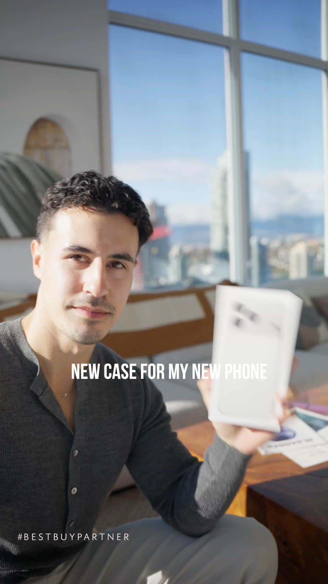 #BestBuyPartner Check out my new @BestBuy Phone Case for my new phone. Available at Best Buy. Find it in-stores on the ZAGG showcase! 