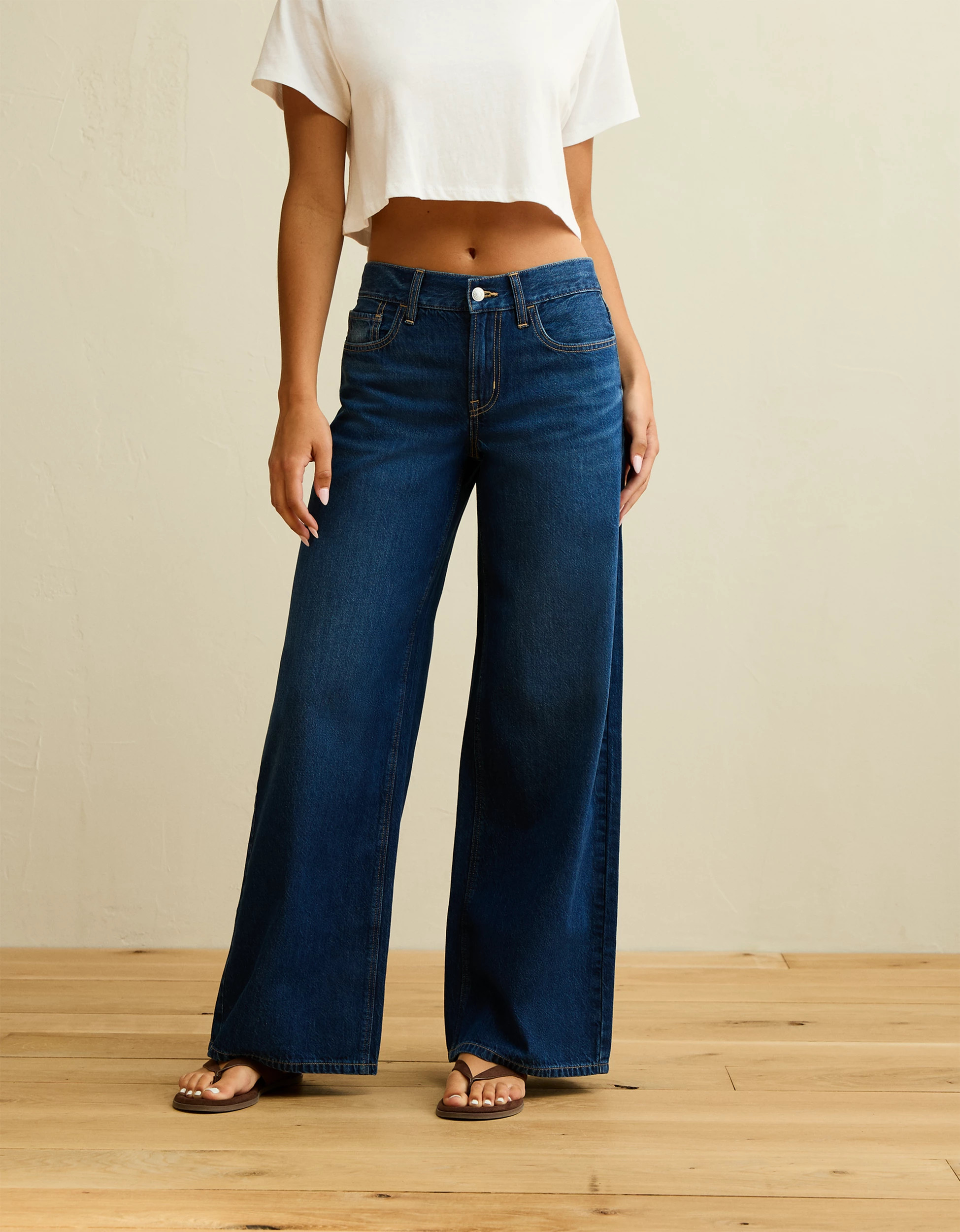 AE Low-Rise Baggy Ultra Wide-Leg Jean | American Eagle Outfitters (US & CA)