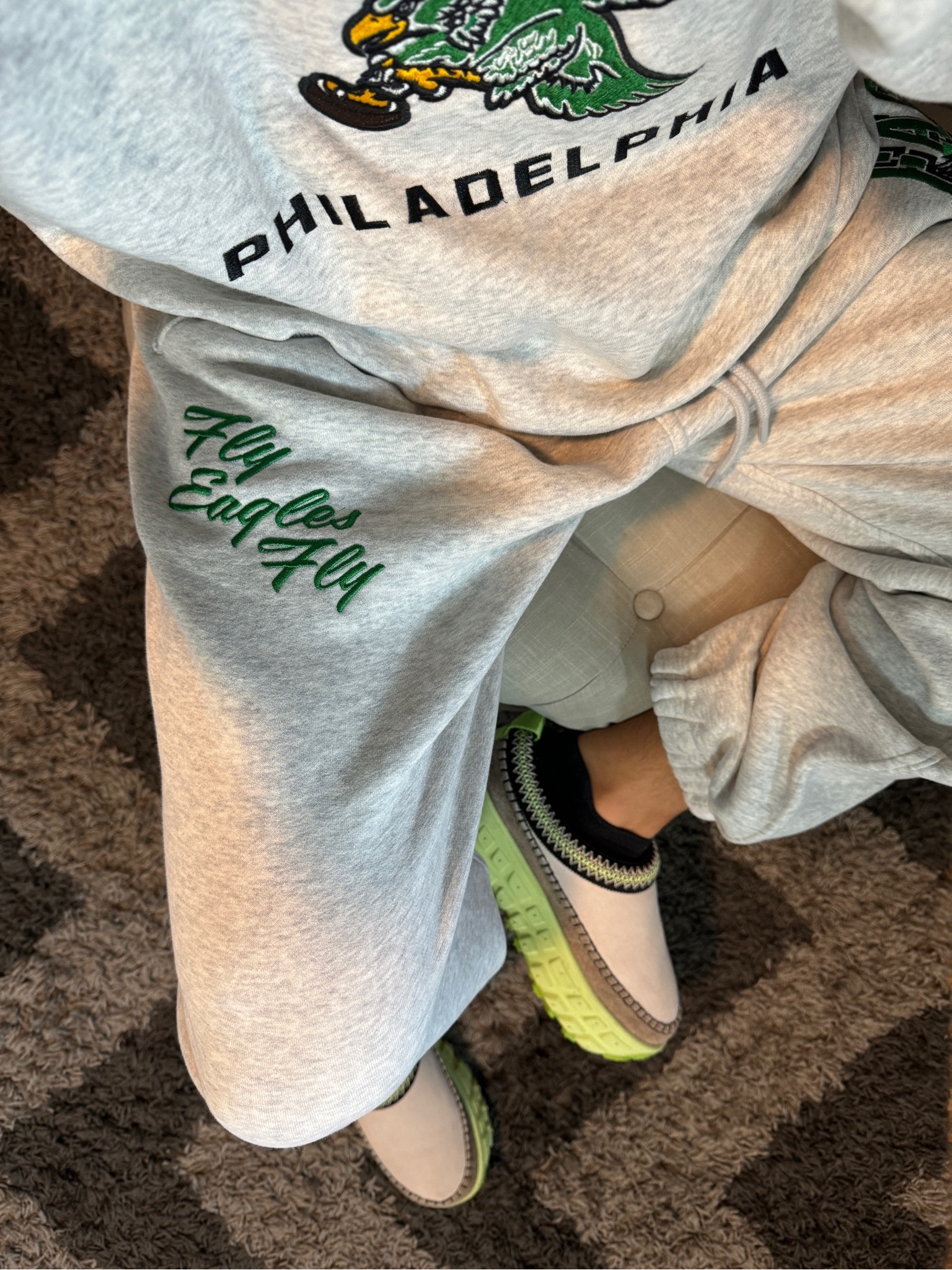 Last pre season game today, this will be my Sunday uniform for the foreseeable future. NFL x Abercrombie Eagles sweatpants and crewneck. It’s the perfect mix of vintage eagles with the most comfortable pieces. #nfl #nflabercrombie #eagles #philly #flyeaglesfly #vintageeagles #vintagenfl #ugg #mensfootball #menscomfortable #greysweatpants 

#LTKFindsUnder100 #LTKMens #LTKFitness