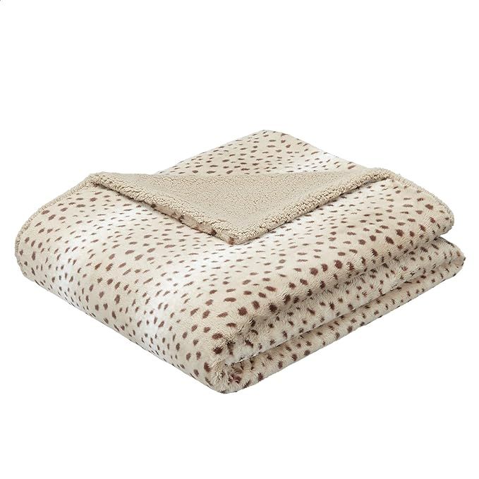 Amazon Basics Fuzzy Faux Fur Sherpa Blanket, Full/Queen 90"x92" - Beige Animal Print | Amazon (US)