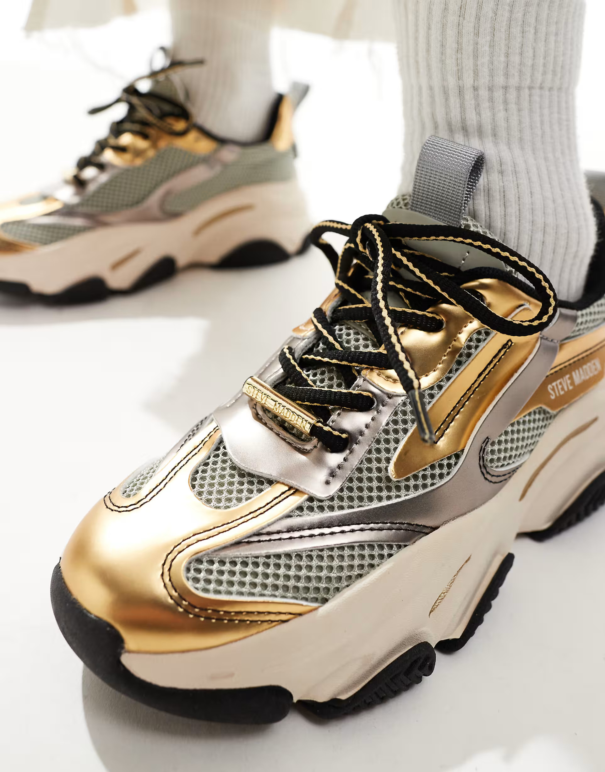 Steve Madden Possesion-E chunky trainers in gold metallic | ASOS (Global)