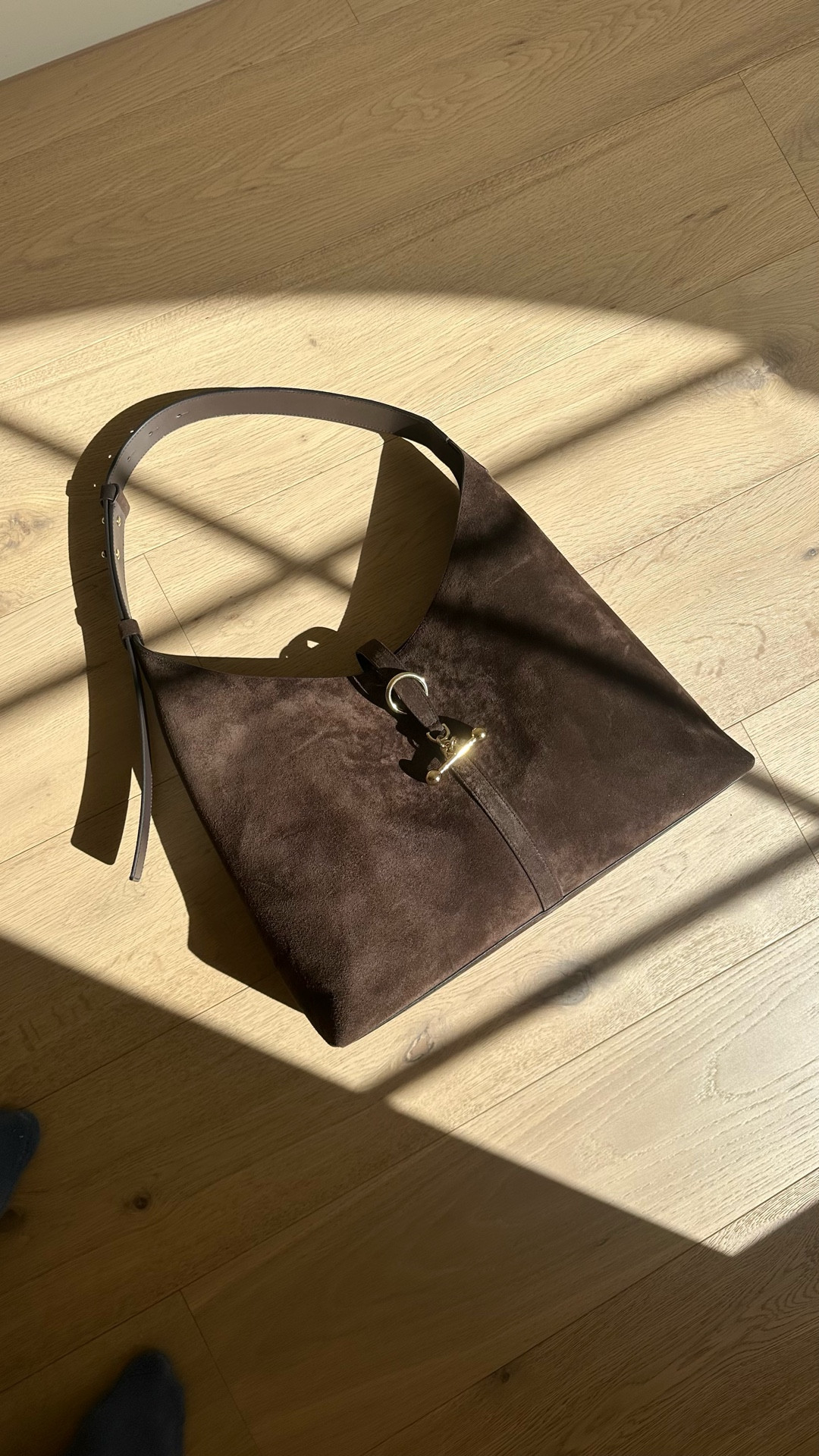 My new Strathberry Kite bag, dressed up and down  

#LTKworkwear #LTKautumn #LTKaustralia
