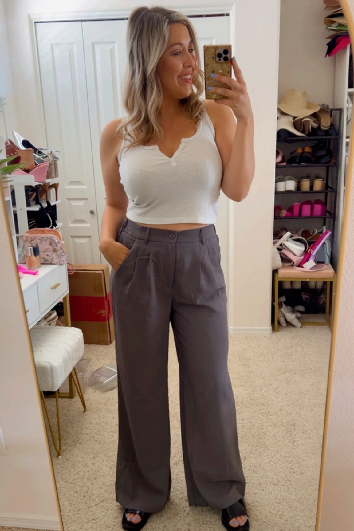 Wide leg trousers
Business casual
Work pants
Grey trousers 

#LTKStyleTip #LTKFindsUnder50 #LTKWorkwear