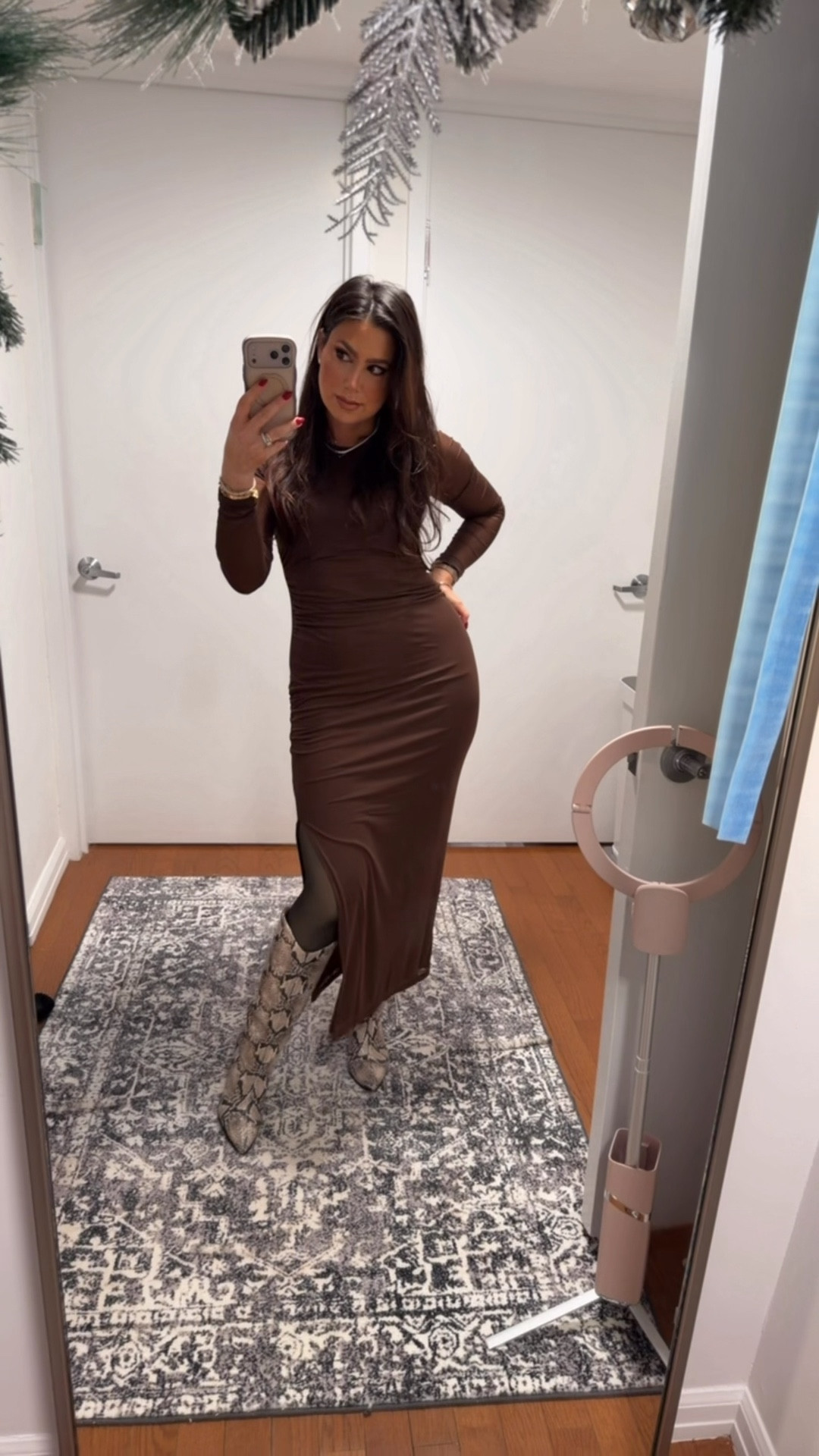 Cozy winter easy dressy casual dress 

#LTKmomlife #LTKdayinmylife #LTKWorkwear