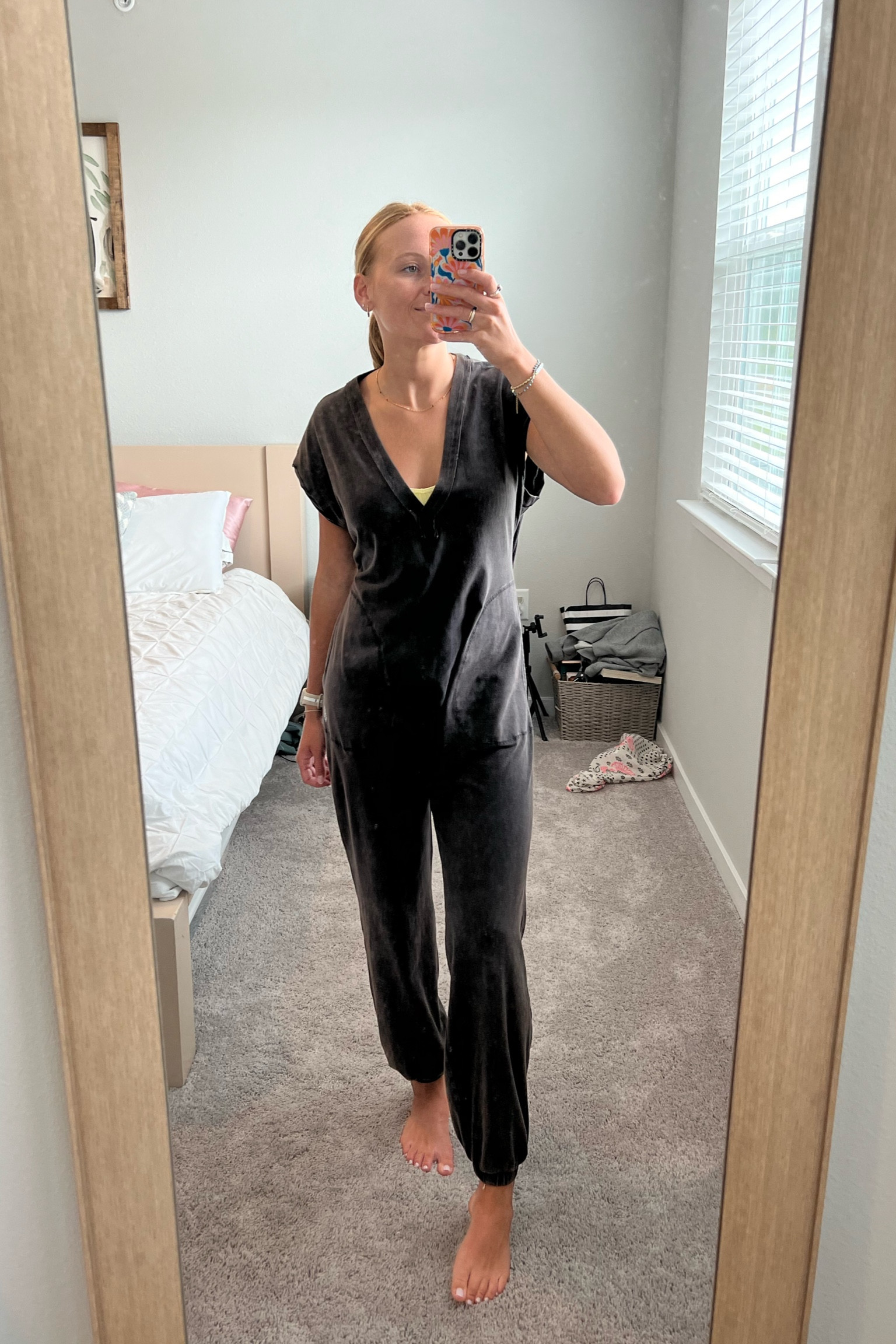 THE comfiest outfit I’ve ever put on
runs large , I’m wearing a XS

fp movement, onesie, jumpsuit 
