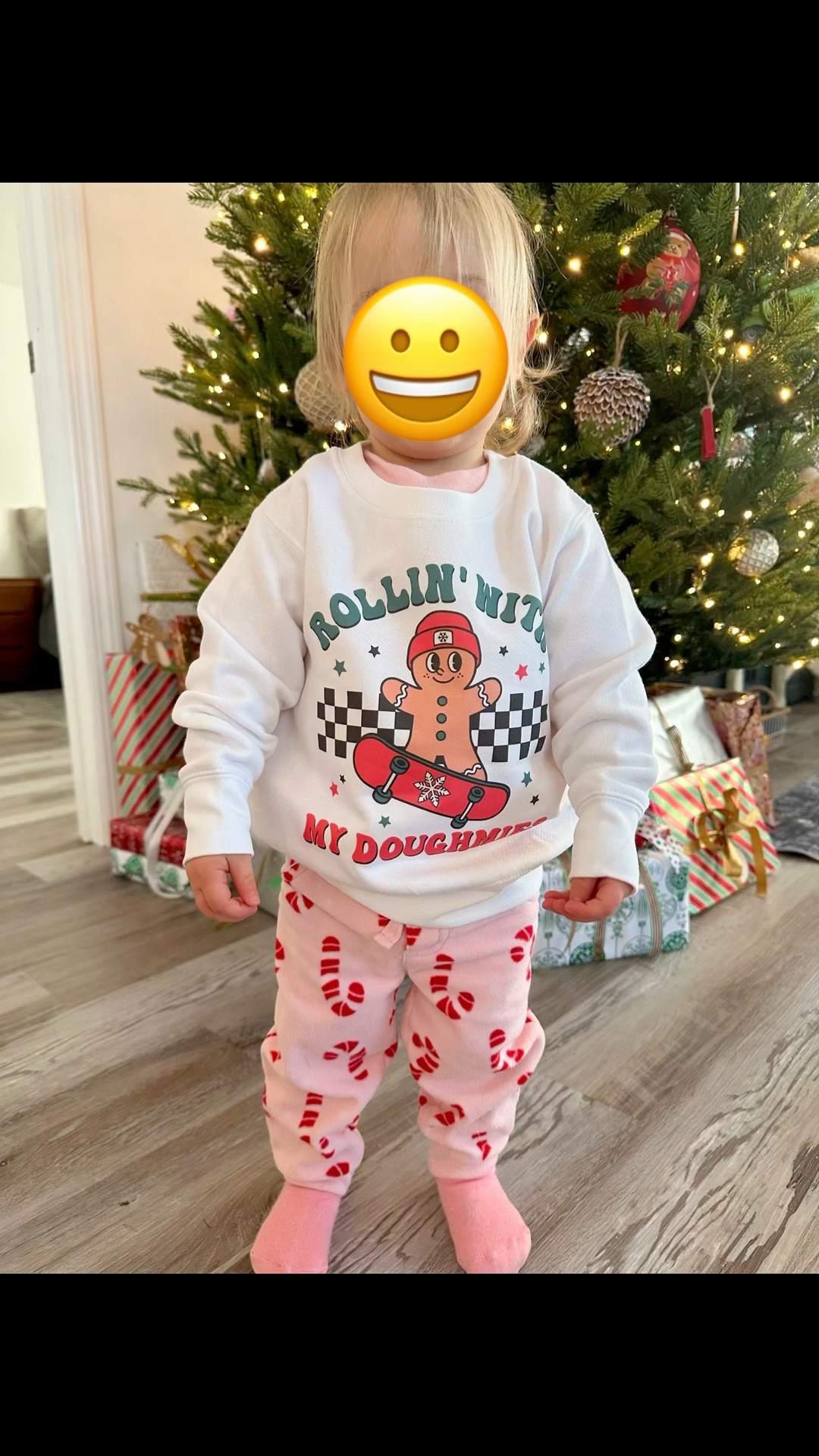 Rollin’ with my doughmies ! 🎄 🛹 this adorable crew neck is such a cute outfit for your toddler! I love the gingerbread man skateboarding

#LTKKids #LTKHoliday #LTKBaby