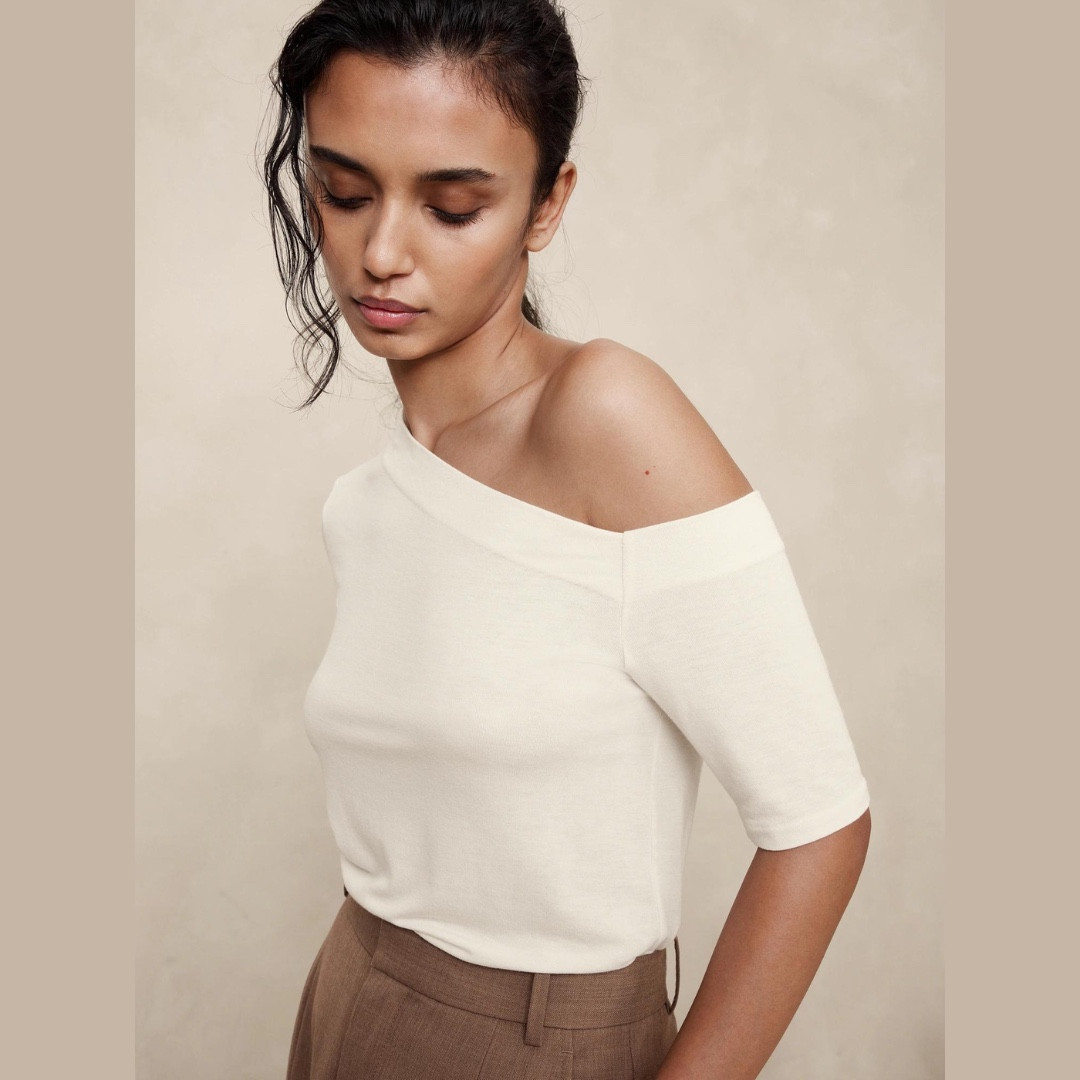 A simple luxury, this sleek short-sleeve top 💗

#LTKstyletip #LTKsalealert #LTKbeauty