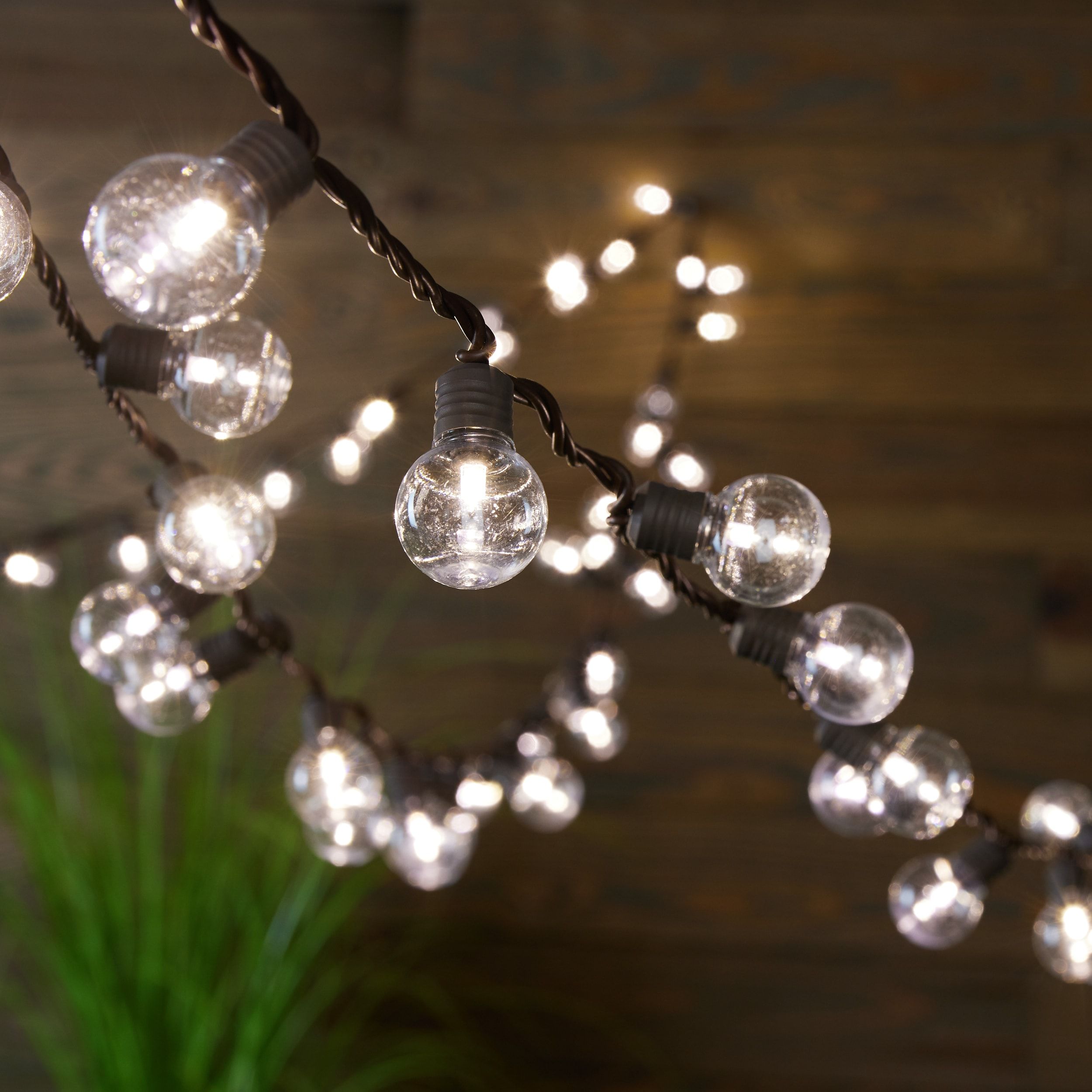 34-ft 100-Light-Shade Plug-in White Indoor/Outdoor LED Globe String Lights | Lowe's