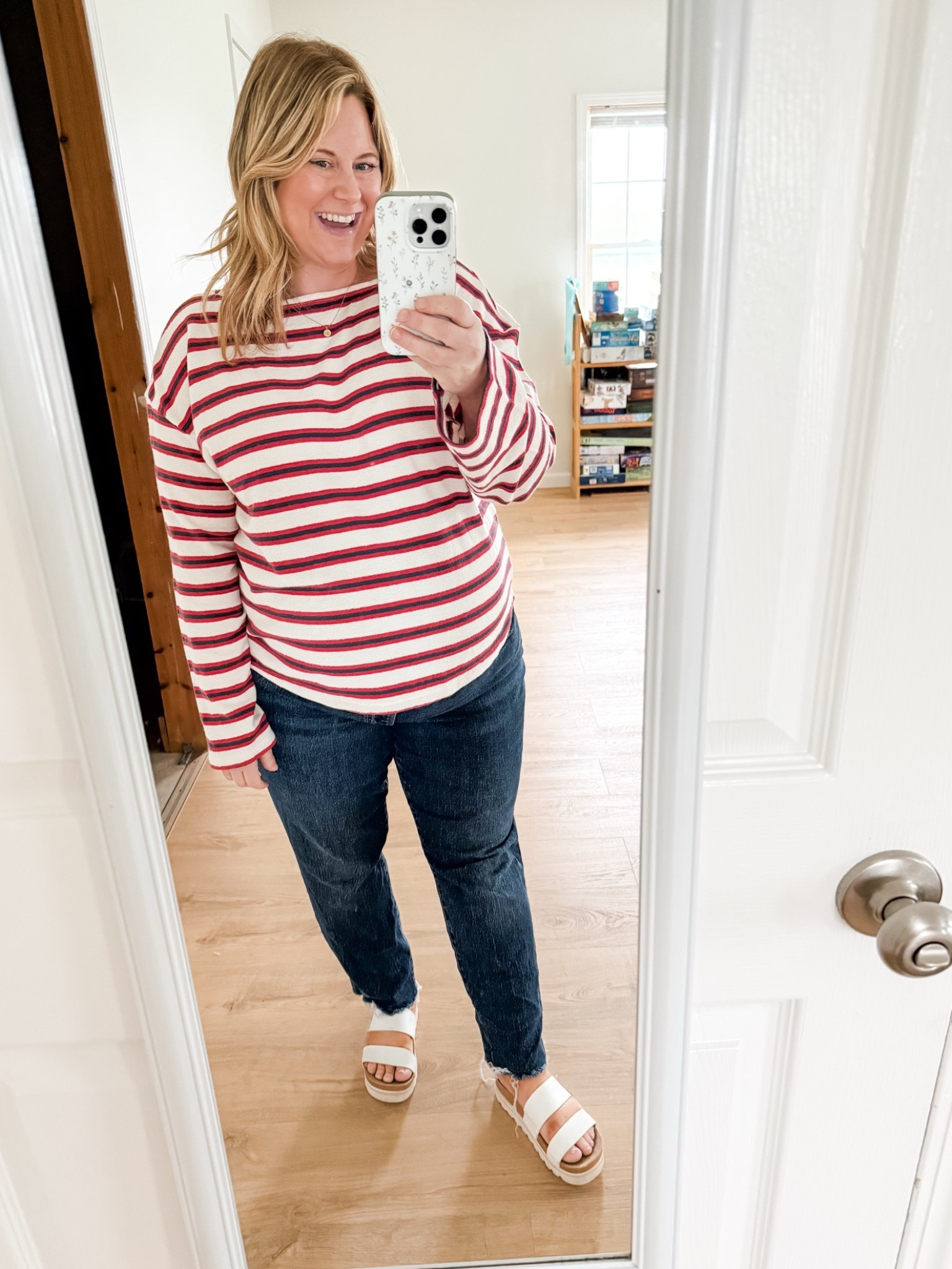 Wearing an XL in my striped top and a 14 maternity in my jeans - also linked the non maternity

#LTKMidsize #LTKBump #LTKSeasonal