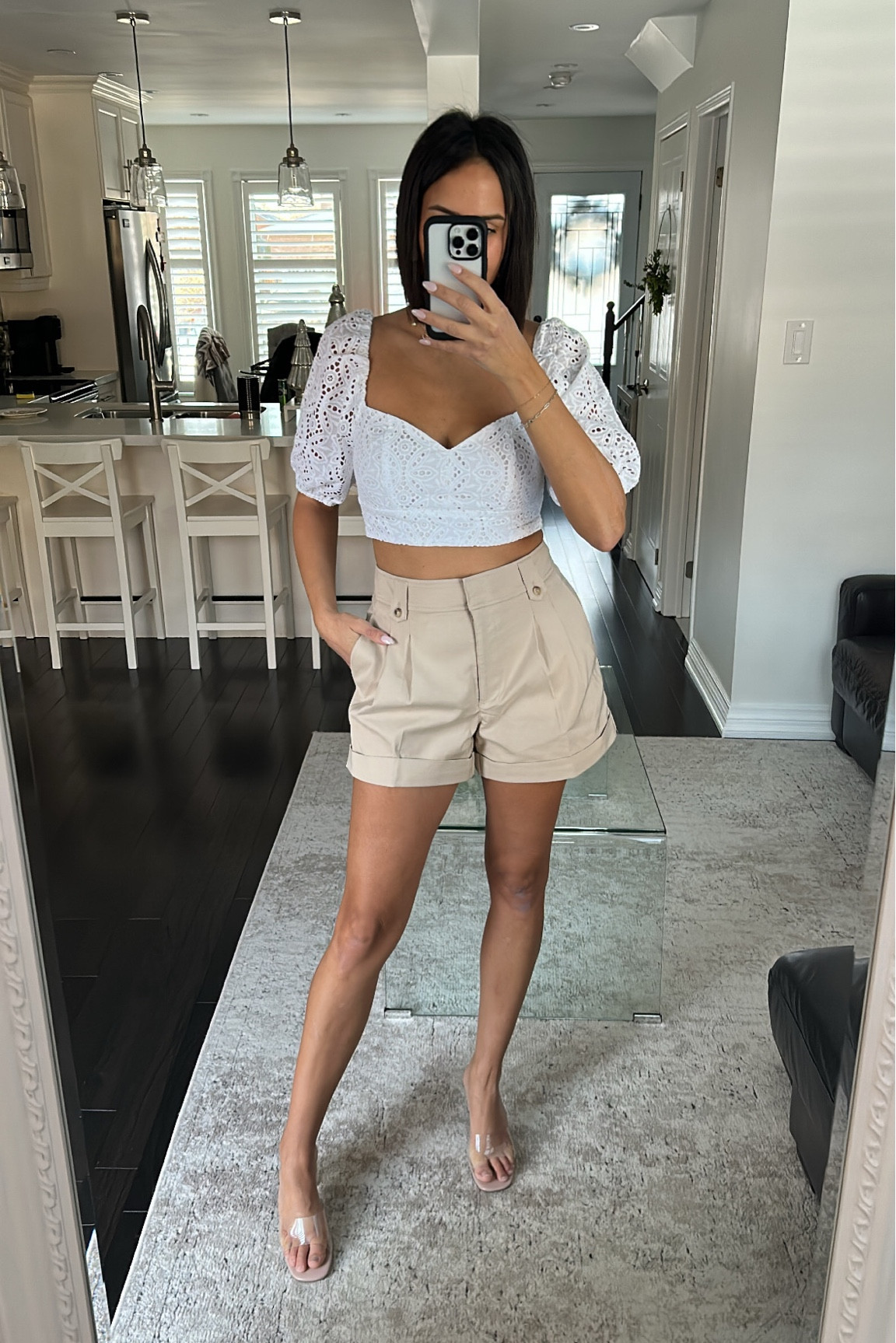 Resort Collection 
Size small top
Size 4 shorts

#LTKSeasonal #LTKunder100 #LTKtravel