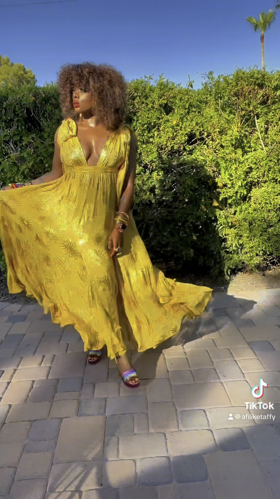 Wedding Guest Dress
This sunburst gold patterned maxi dress is one of my favorite dresses ever! nipple covers or Nood breast tape is the best for keeping this elevated dress in place! Love the bow details on the shoulders & back! Get it now! ⭐️🌞

#LTKSeasonal #LTKParties #LTKVideo