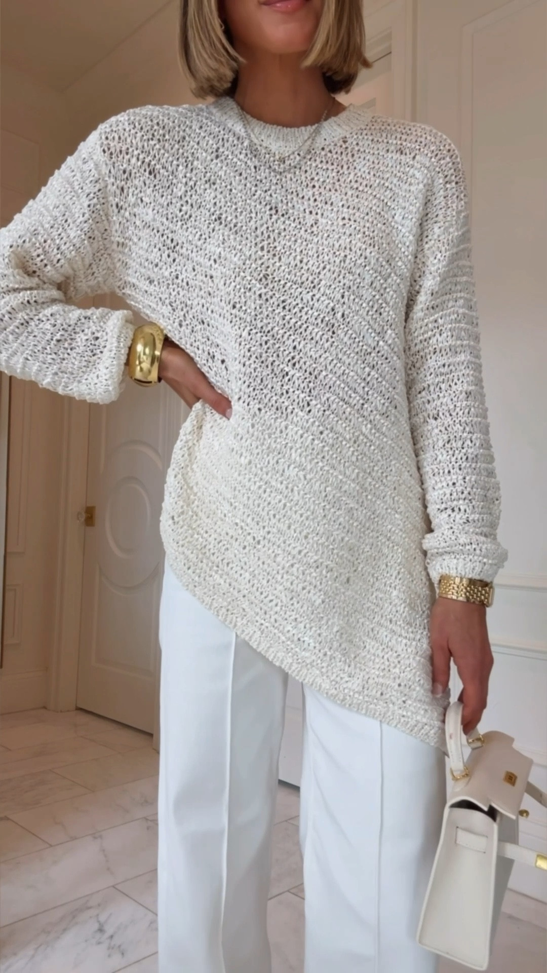 New spring outfits from @Zara 

I'm wearing size small in tops and xs/2 in bottoms 