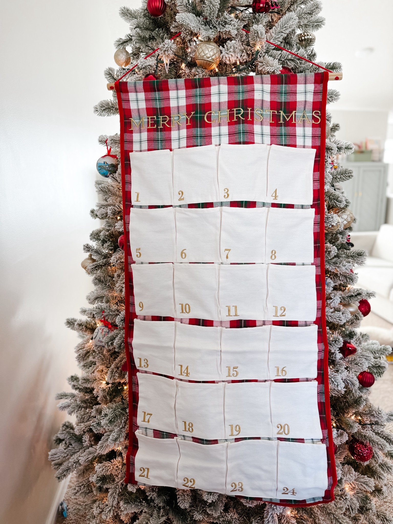 Cutest advent calendar 🎄



#LTKKids #LTKHoliday #LTKHome