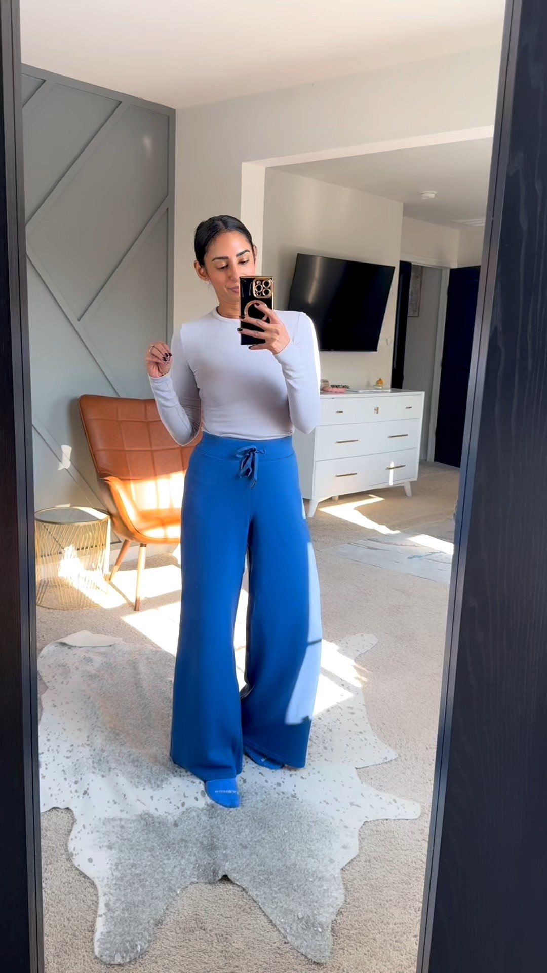 Wide leg pants ❤️ air essentials material is SO SOFT code: PAYALXSPANX 

#LTKOver40 #LTKootd