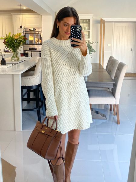 The perfect chunky cream jumper dress
I’m wearing size xs, fits oversized 