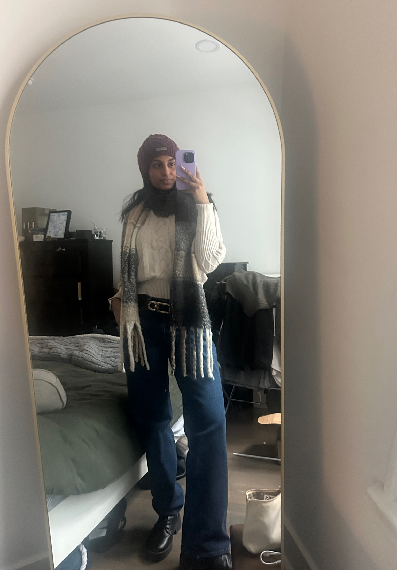 Snowy winter day outfit!

First snow of the season means bundling up! I broke out my puffer to wear to keep me dry 🫶🏽 the hat is from Columbia, but can’t find the link online. The scarf is from Gap but I’ve linked a similar one from old navy!

Scarf winter outfit women’s fashion Abercrombie jeans boots cold weather sweater 

#LTKSeasonal #LTKStyleTip #LTKHoliday