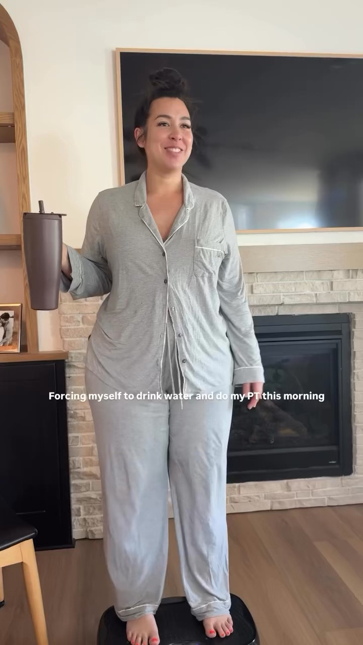 Loving this vibration plate, wanted to share it with you all! 
-
-
-
Midsize fashion, fitness essentials, vibration plate, amazon finds, midsize finds, active goals

#LTKActive #LTKfitnessgoals