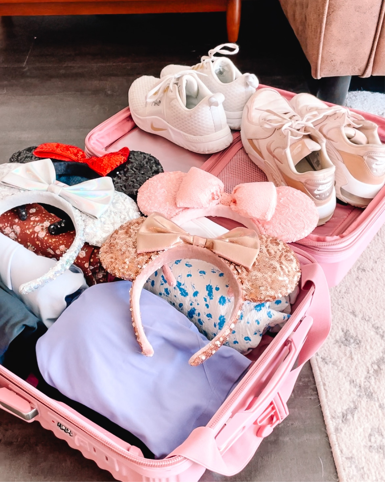 Mom fits for Disney are packed and ready for some fun ✨🐭💖

#LTKfindsunder100 #LTKstyletip #LTKtravel