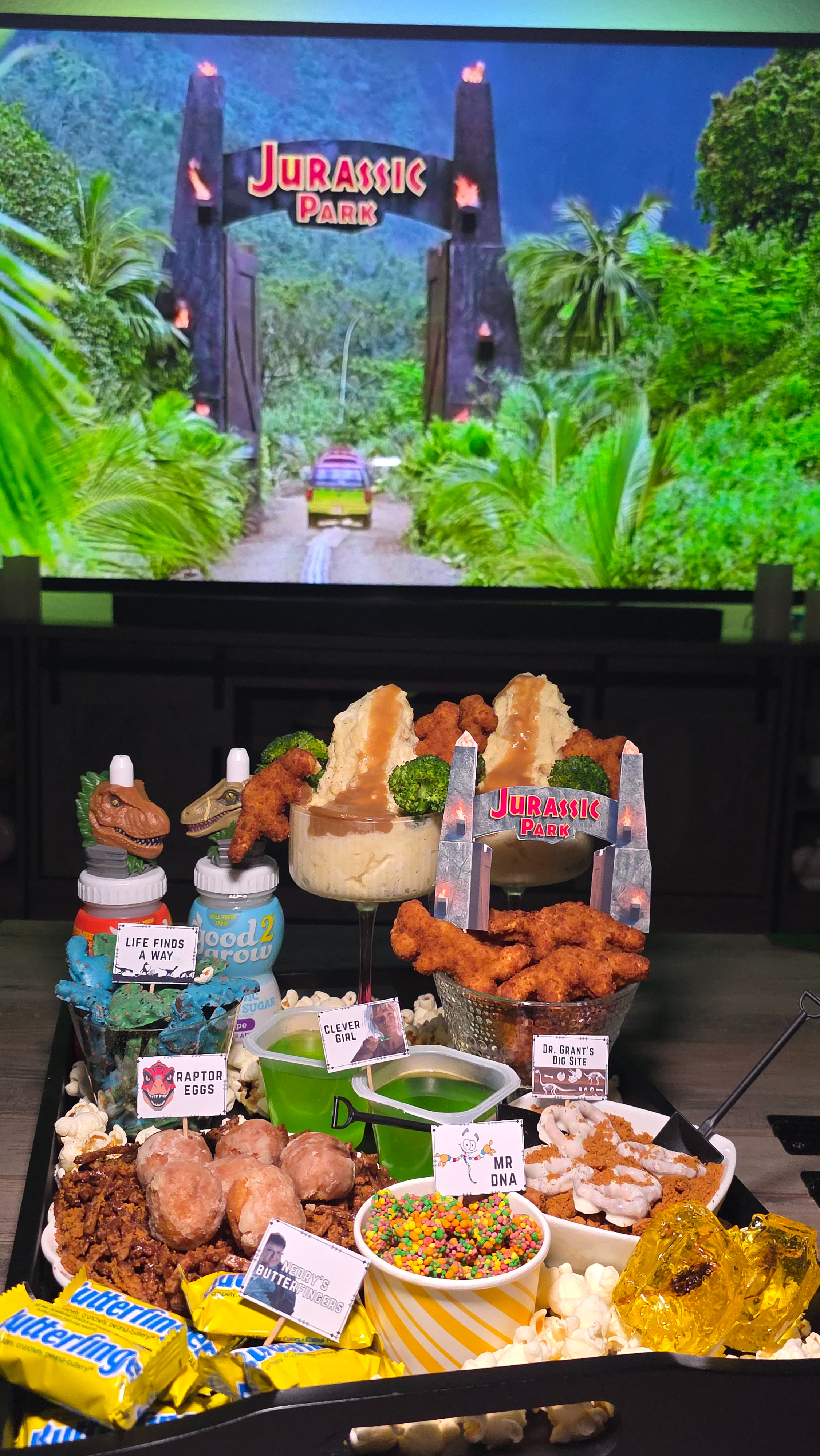 Jurassic Park Movie Night Snack Board!  

 #LTKfoodie