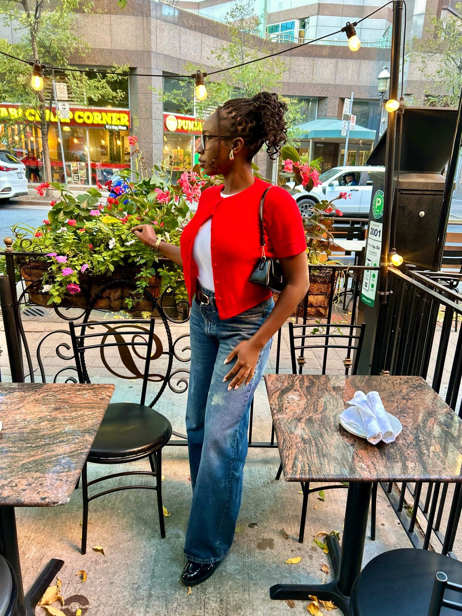 Casual, but make it chic✨

#LTKjeans #LTKstyletip #LTKcanada