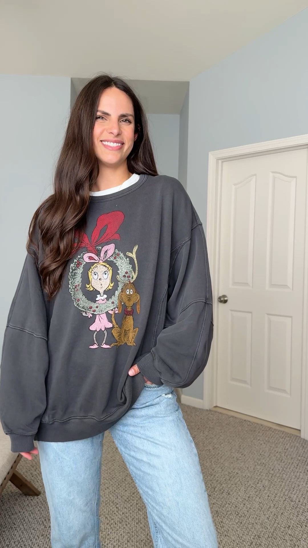 Cindy Lou is back! The cutest oversized sweatshirt for the holiday season! 

Christmas outfit 
Christmas sweater 
Christmas sweatshirt 
Aerie 
The grinch 

#LTKHoliday #LTKFindsUnder50 #LTKStyleTip