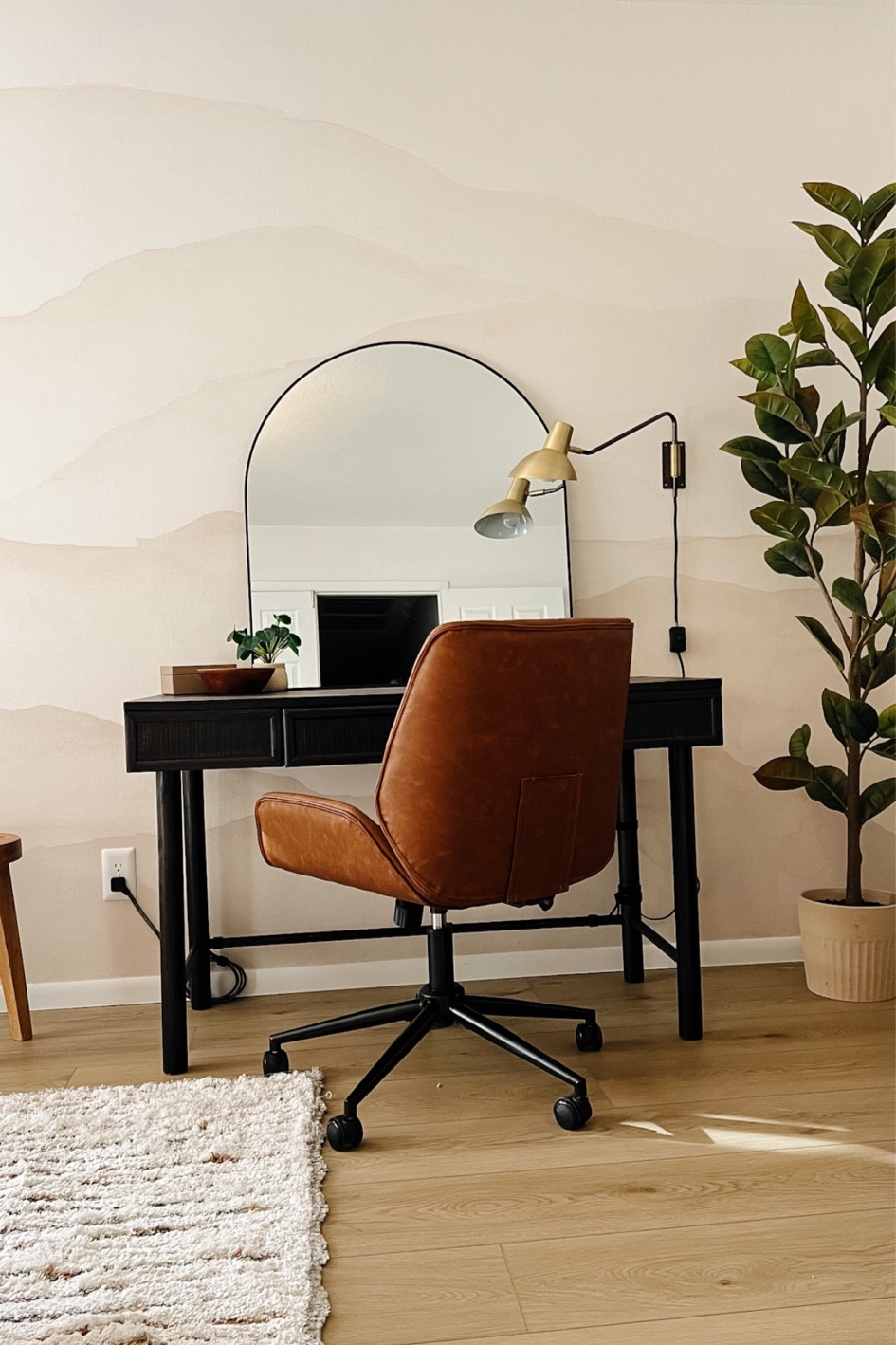 Bedroom office details! ✨

#LTKhome #LTKBacktoSchool #LTKstyletip