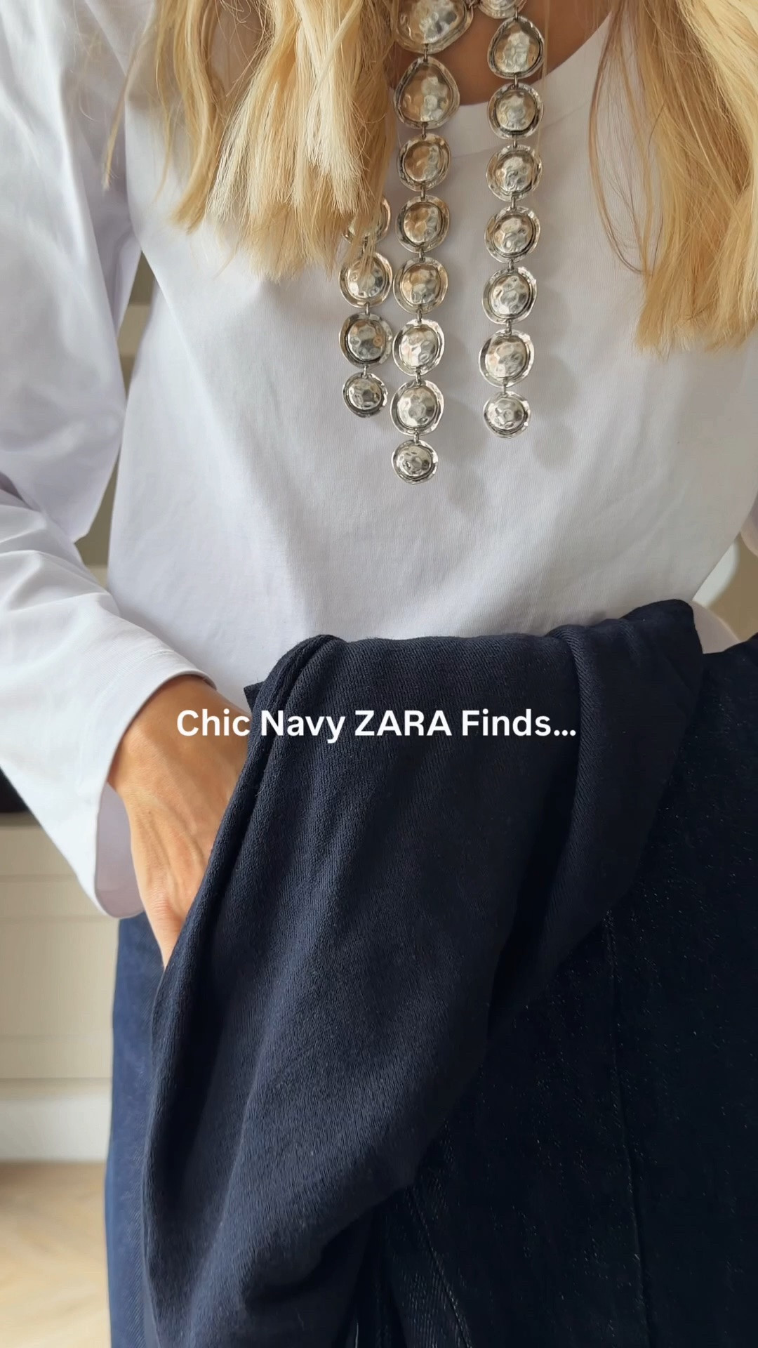 New in ZARA

Navy trousers
Navy jumper
Indigo denim jeans
Autumn wardrobe staples

#LTKuk #LTKautumn #LTKjeans