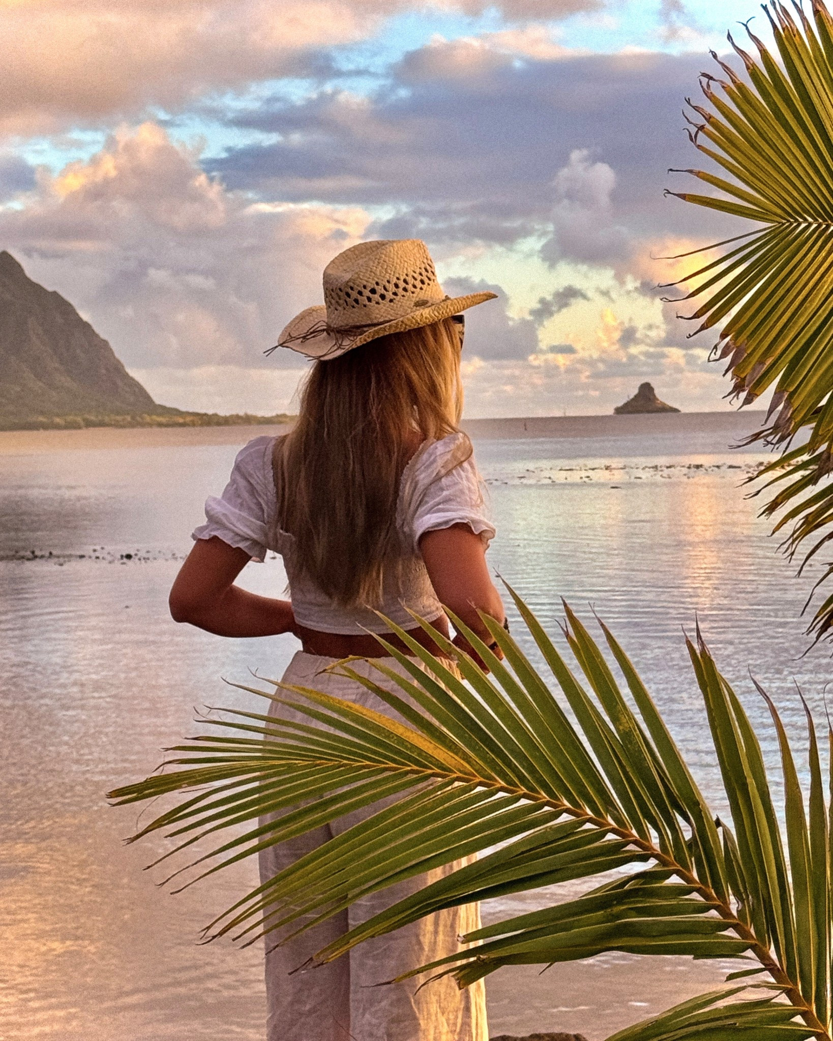 There’s something truly magical about a Hawaiian sunrise — the stillness, the sound of waves crashing, birds singing, and the sun slowly rising in perfect harmony. I don’t catch sunrises often, but when I do, it feeds my soul. The best views are from the east-facing beaches, but honestly, anywhere on the island feels like you’re inside a living painting. 🌅🌺

#LTKTravel #LTKStyleTip #LTKU