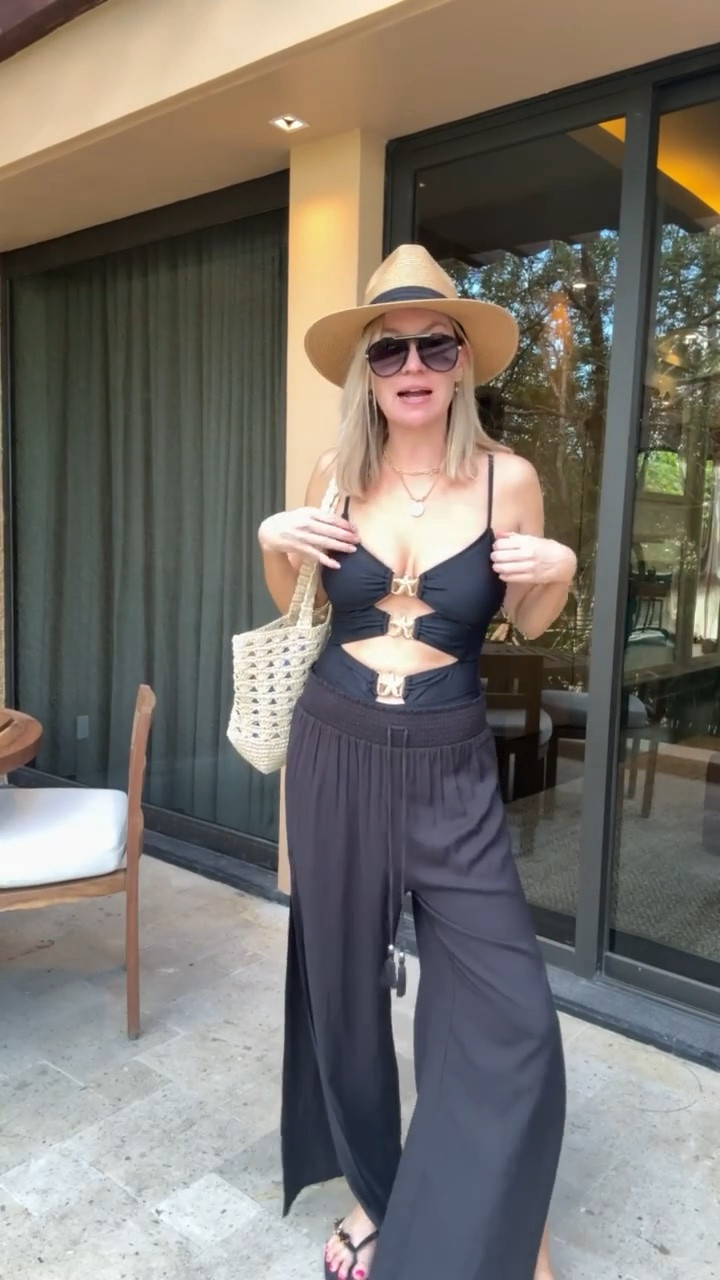 The best mom-approved beach outfit!

#LTKootd #LTKgrwm #LTKmomlife