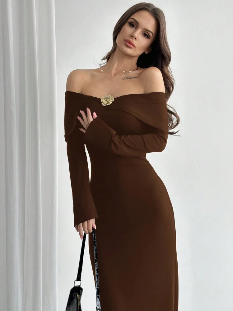 Firerie Vestido negro ajustado con mangas acampanadas y decoración metálica en los hombros de d... | SHEIN