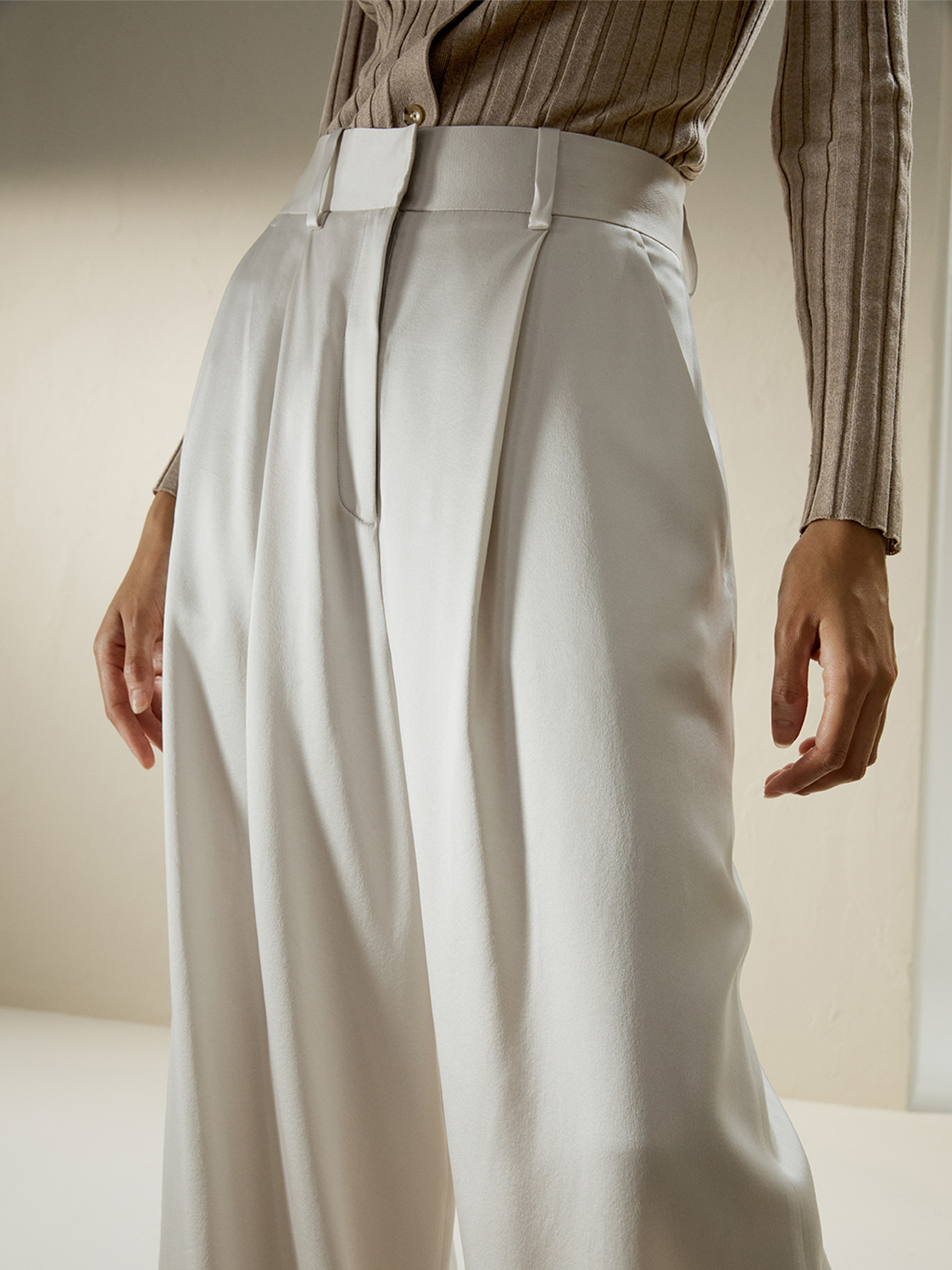 Pantalon de soie coupe ample taille haute | LilySilk