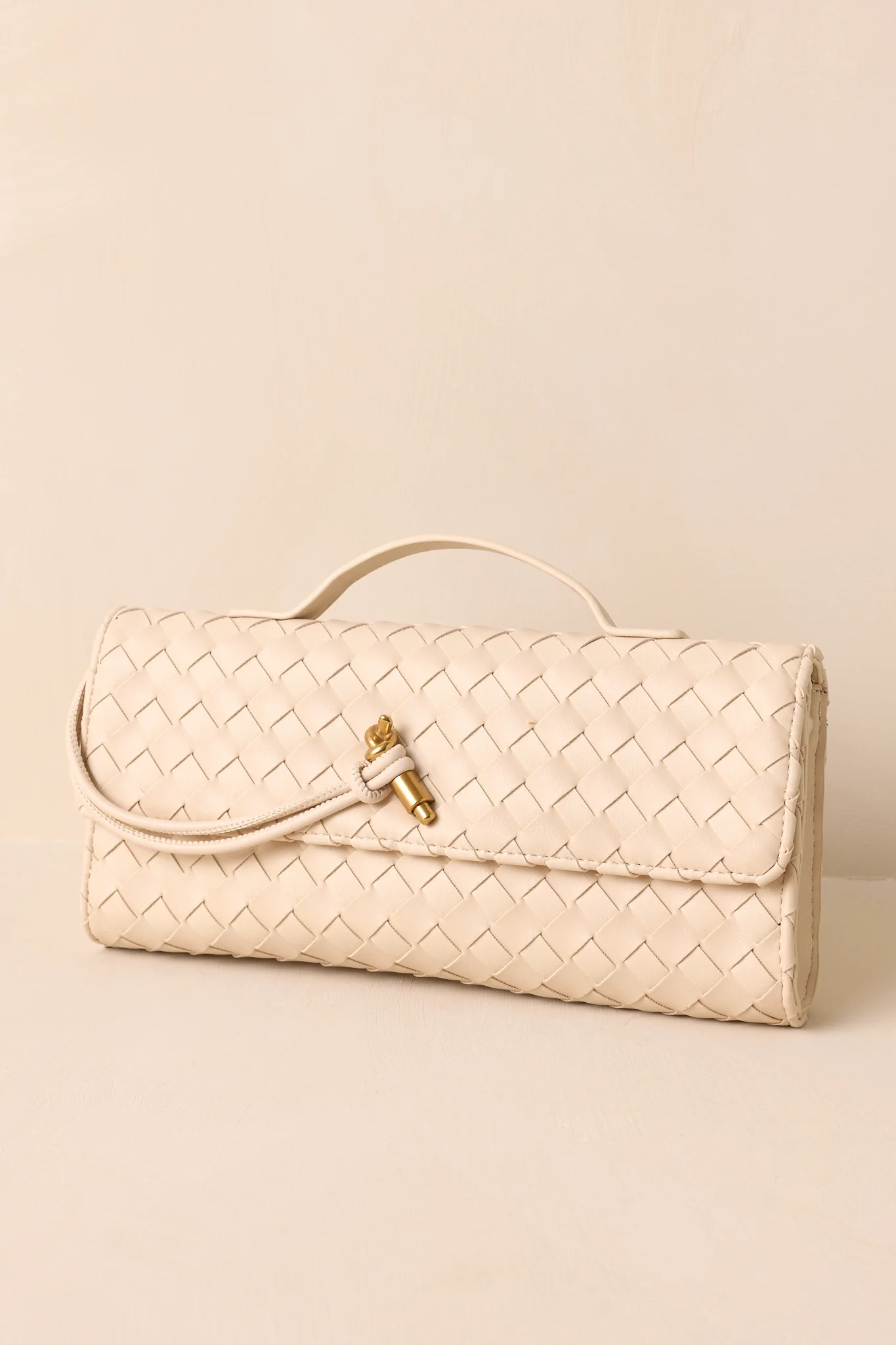 Midnight Sun Ivory Woven Clutch | Red Dress