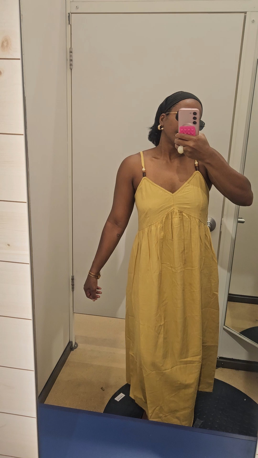 Summer try-on de locura 🫠Me encontré trajes a $8, $10 y $12 y obvio no los dejé pasar. Perfectos para el verano. **Los que me probé:**Yo usé talla M en todos. Calce cómodo y fiel a la talla.Todo linkeado abajo 👇Es **hasta hoy** en tienda y online. Se agota rapidísimo a estos precios.¿Cuál te gusta más? Yo me quedé con todos 😍

#LTKootd #LTKSaleAlert #LTKOver40