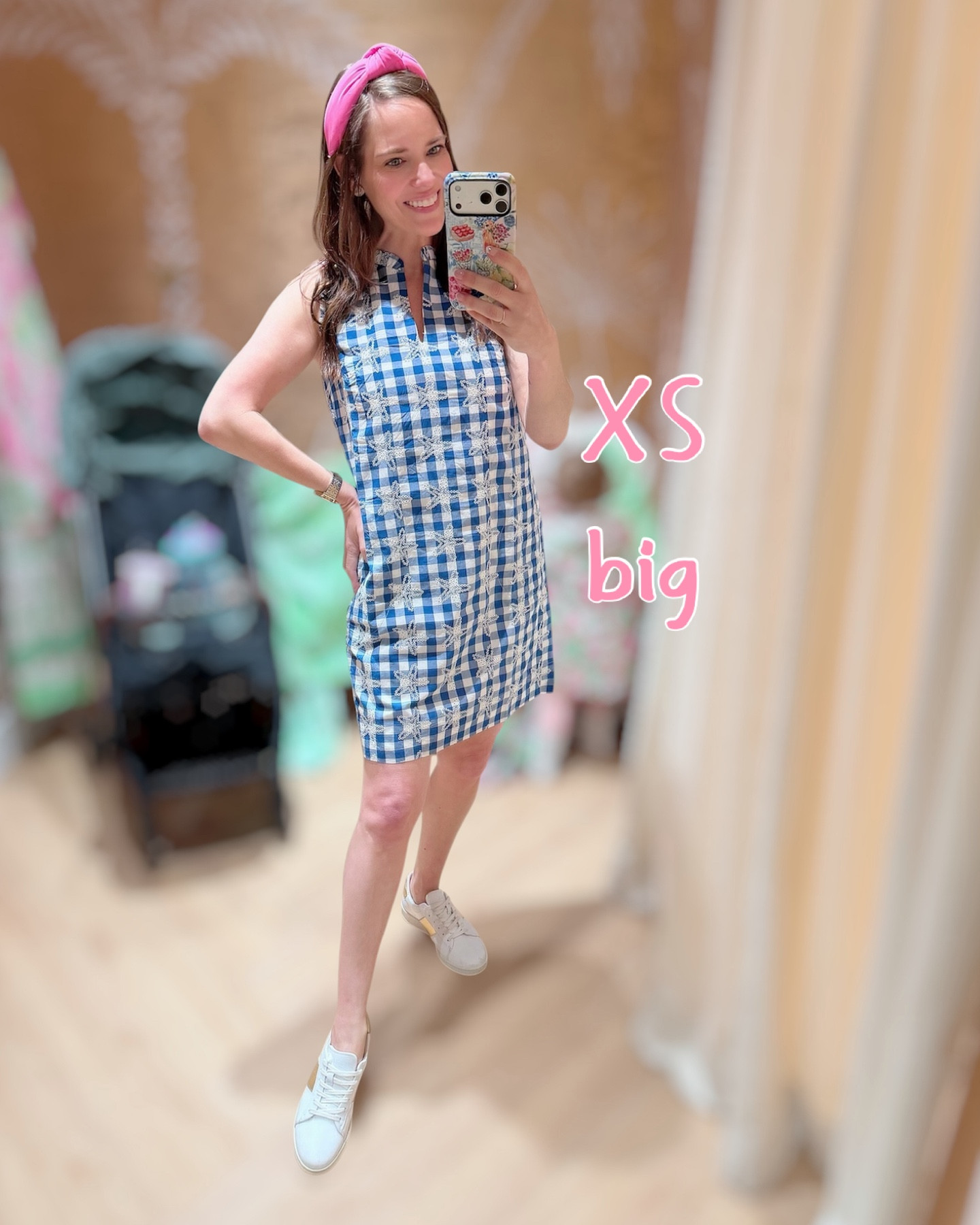 Lilly Pulitzer Kavalla Popover Dress 💙 Blue Gingham Summer Outfit


Such a classic summer style 💙 This Lilly Pulitzer Kavalla Popover Dress features the cutest blue gingham print with subtle starfish details—so perfect for a coastal, preppy look 🐚 The easy popover fit is lightweight and breathable with a relaxed silhouette and pockets 🙌

Wearing XS here and it runs a bit roomy, so I’d size down if between! Styled casually with sneakers and a pink headband for a fun pop, but it would be adorable with sandals or wedges for vacation, brunch, or summer outings ✨

lilly pulitzer dress, blue gingham dress, summer shift dress, coastal style outfit, preppy summer look, casual vacation dress, lightweight summer dress, everyday outfit idea, beachy outfit 💙

#LTKWorkwear #LTKootd #LTKOver40