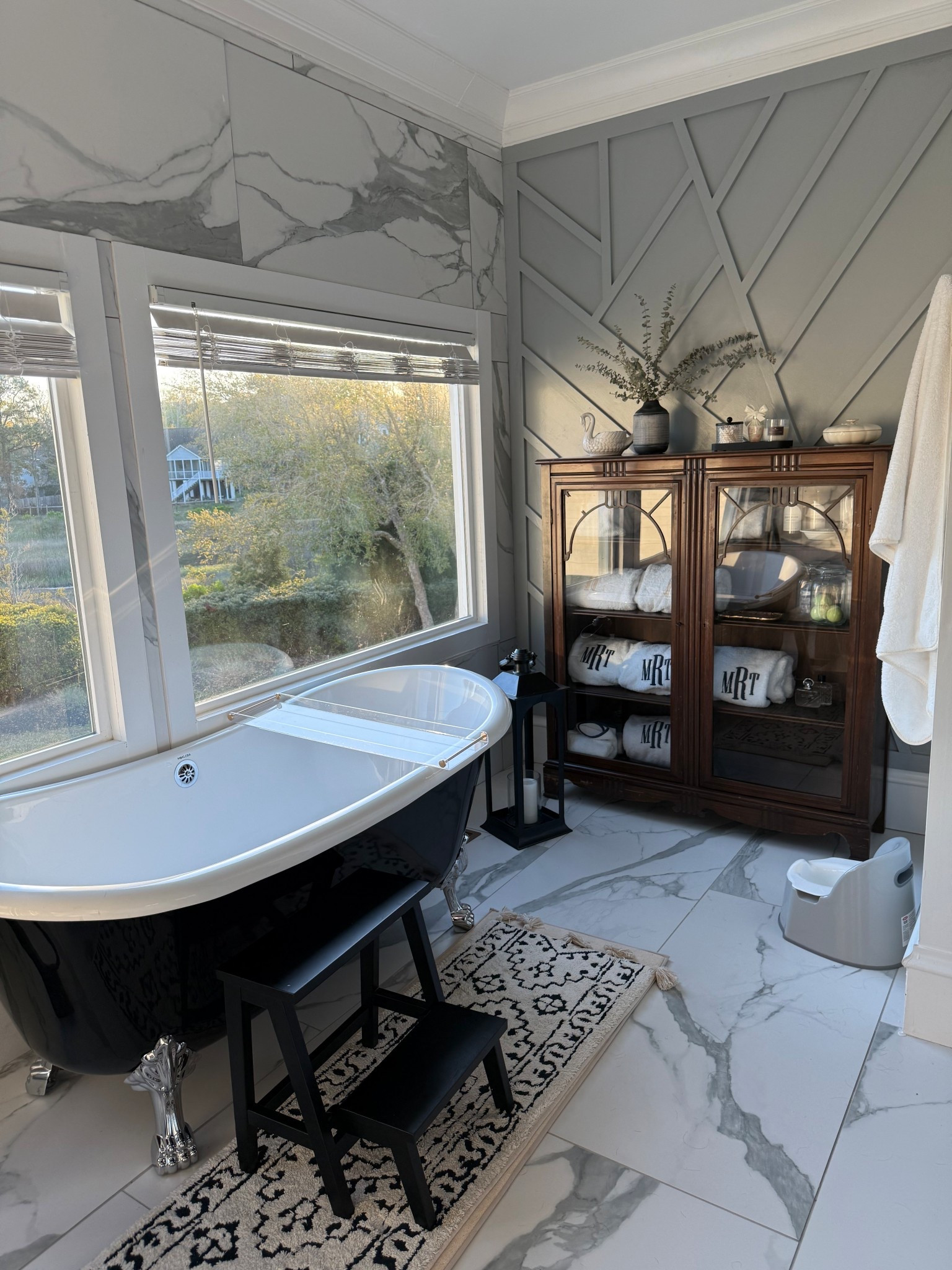 Primary bathroom design, coast bathroom, black bathroom, target home finds, Amazon home

#LTKFindsUnder100 #LTKHome #LTKFamily