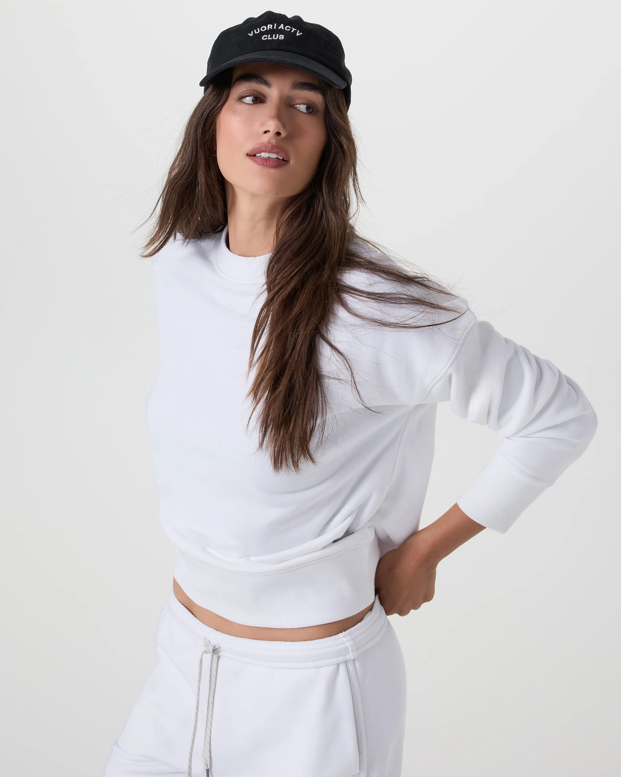 Sedona Weekender Crew – Women's White Pullover – Vuori | Vuori Clothing (US & Canada)