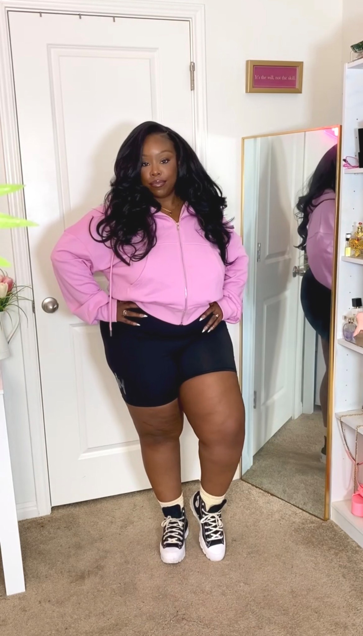 You need this zip up! Super cute! XL

#LTKMidsize #LTKPlusSize #LTKfitnessgoals